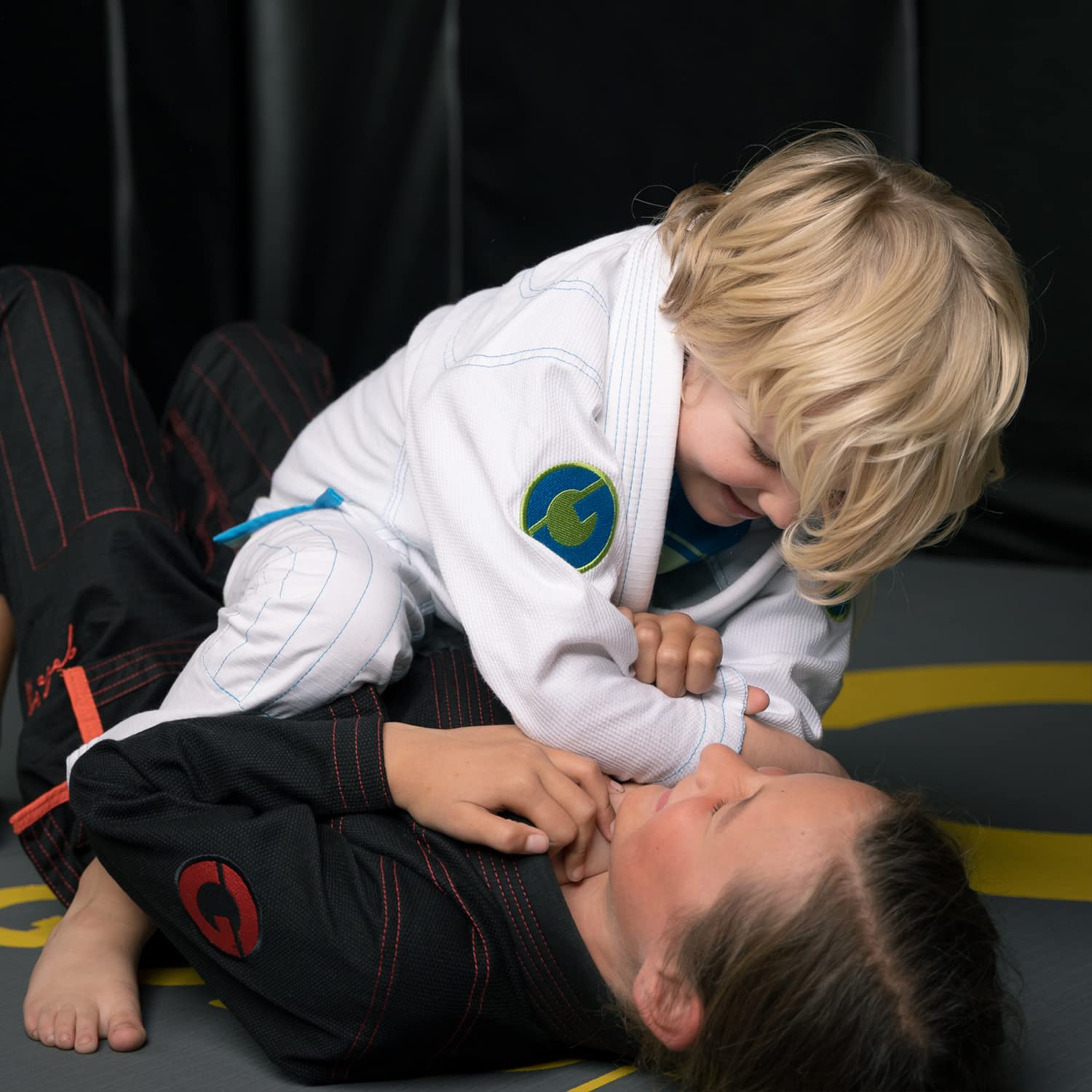 Premium Gold BJJ Kids Jiu Jitsu Gi with White Belt - Lightweight Aeroweave Youth Uniform for Boys & Girls | Ideal for Training, Competitions & Martial Arts Classes
