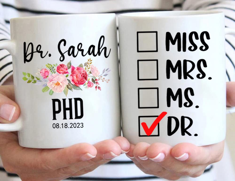 Personalized PhD Graduation Mug - Custom Engraved Coffee Cup for Doctorate Degree, PhD Graduate, Doctor - Ideal Gift for 2023 Graduation Ceremony, Office Desk & Academic Celebrations
