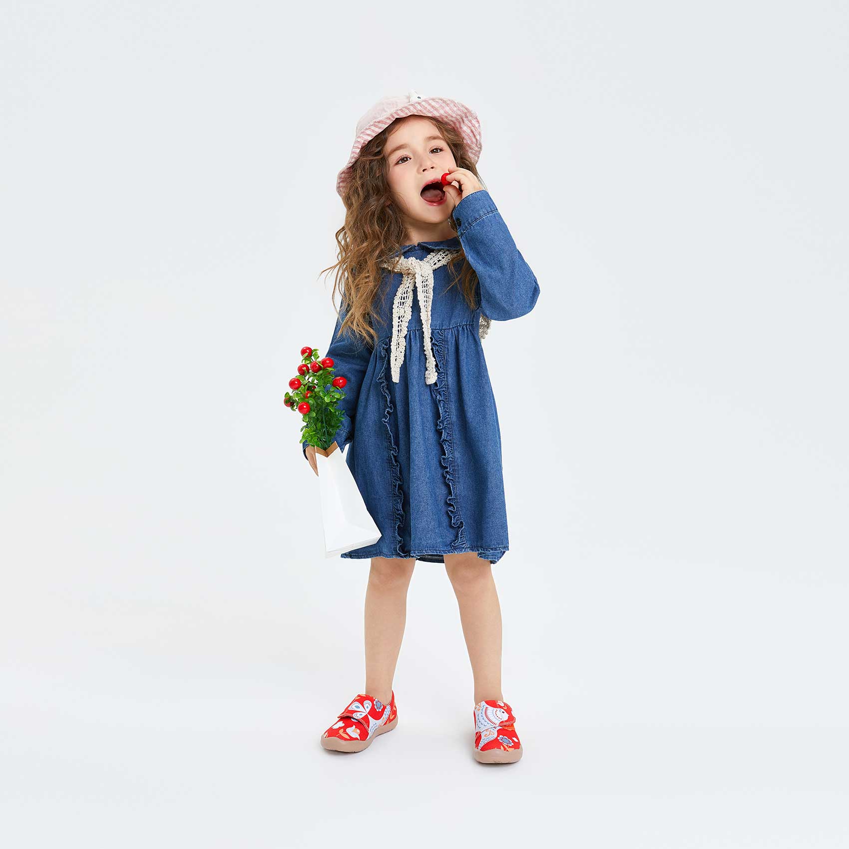 Spring Herald Toledo I Kid - Stylish and Comfortable Kids' Clothing for Everyday Wear | Perfect for School, Playdates, and Family Outings