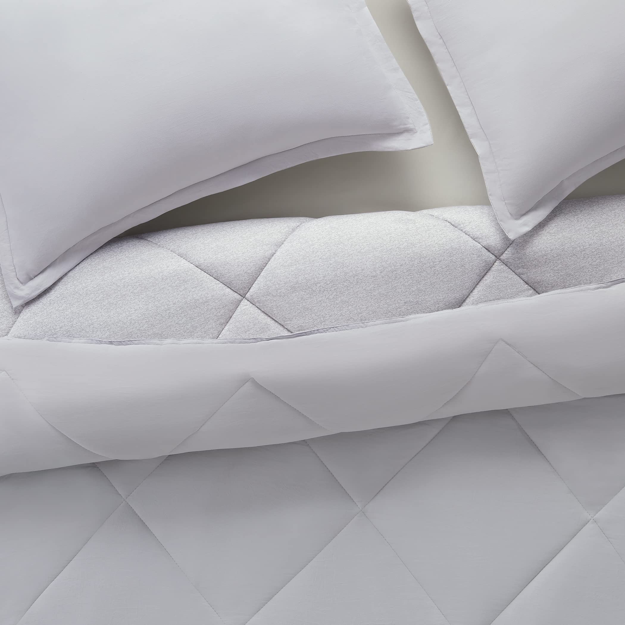 Serta SuperSoft Cooling 5-Piece Reversible Comforter Set with Sheets & Pillowcases - All-Season Microfiber Bedding for Twin/Twin XL Beds | Perfect for Guest Rooms, Dorms & Cozy Nights