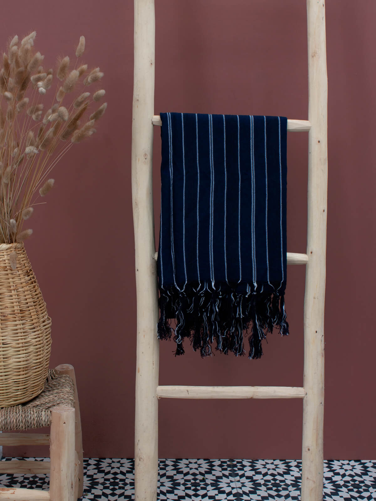 Premium Hydra Hammam Towel - Soft & Absorbent Turkish Cotton Bath Towel in Indigo Blue - Perfect for Spa, Beach & Yoga