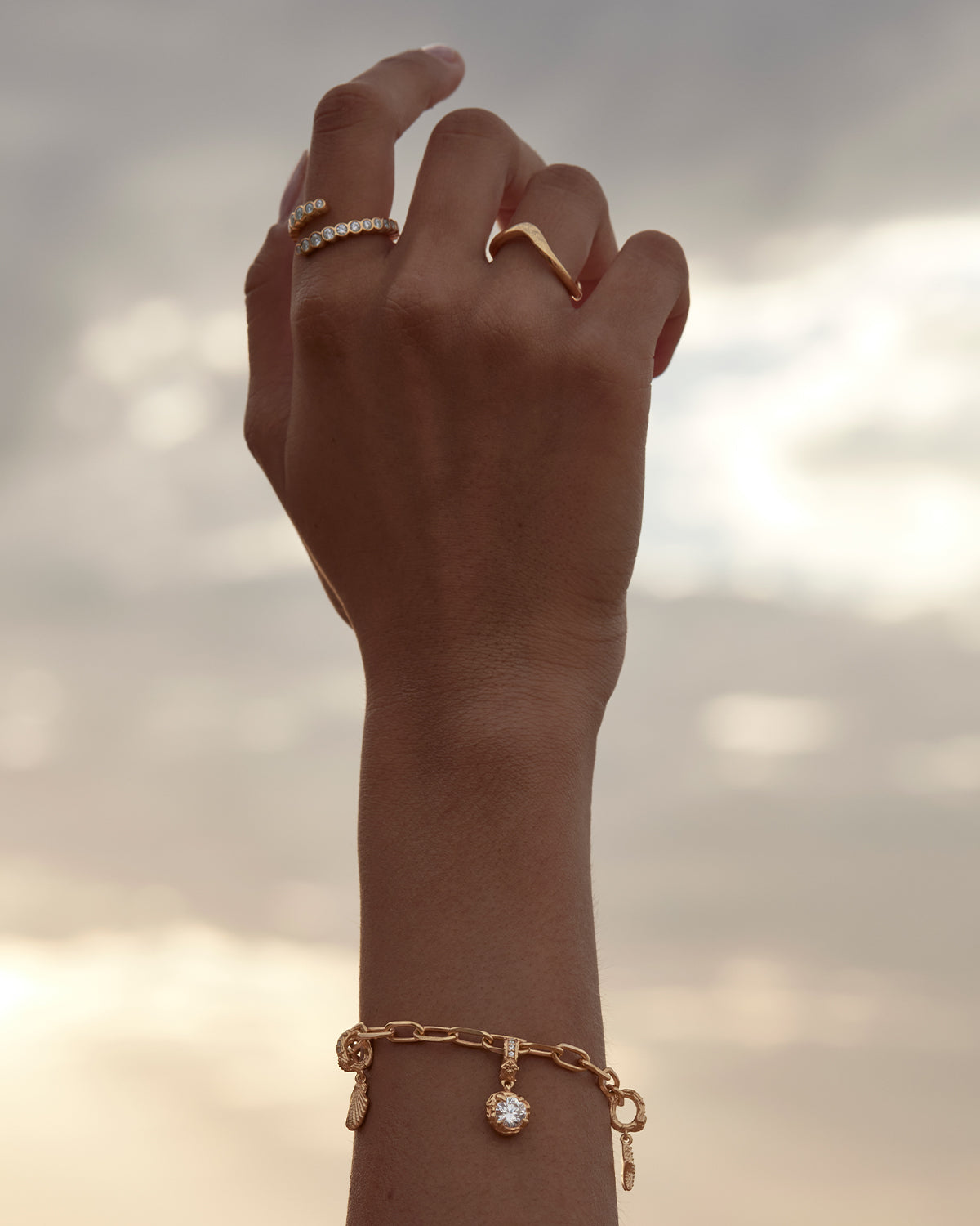 18K Gold Vermeil Endless Tides Ring for Women - Dainty Wave Stackable Band - Perfect for Beach Weddings, Anniversary Gifts & Everyday Elegance