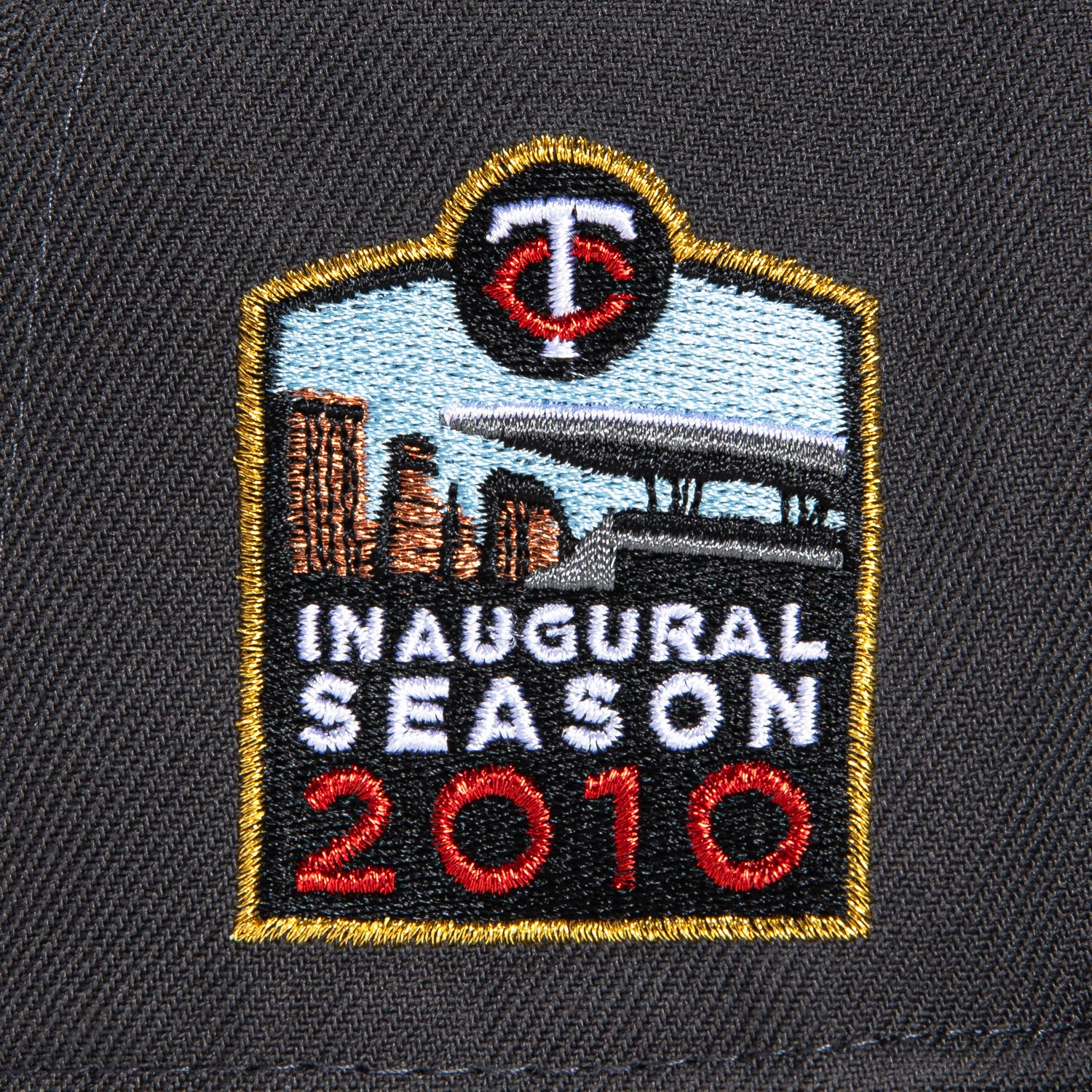 New Era 59Fifty Minnesota Twins 2010 Inaugural Patch Baseball Cap - Graphite & Navy - Official MLB Licensed Hat for Baseball Fans & Sports Collectors - Perfect for Games, Gifts & Casual Wear