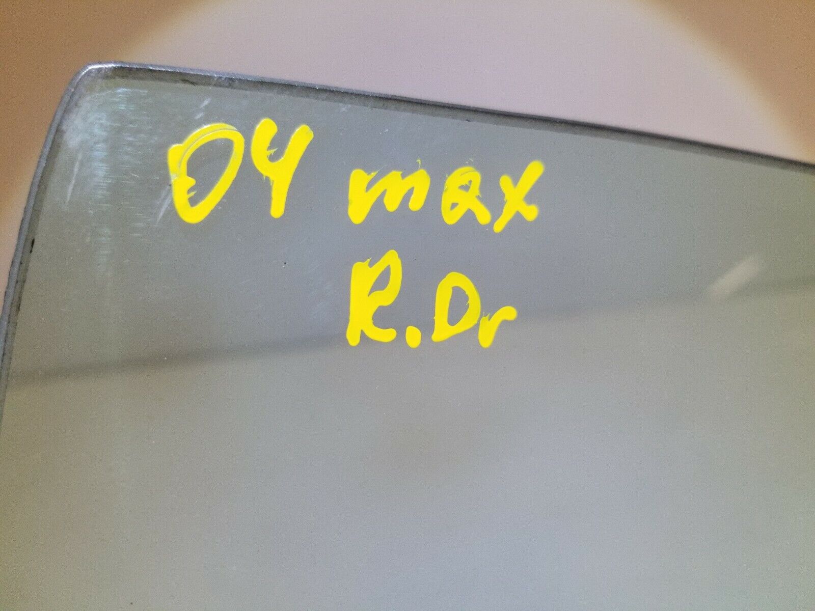2004-2008 Nissan Maxima Rear Left Driver Side Door Window Glass Replacement - OEM Quality for Smooth Operation & Perfect Fit - Ideal for Car Repairs & Auto Glass Replacement