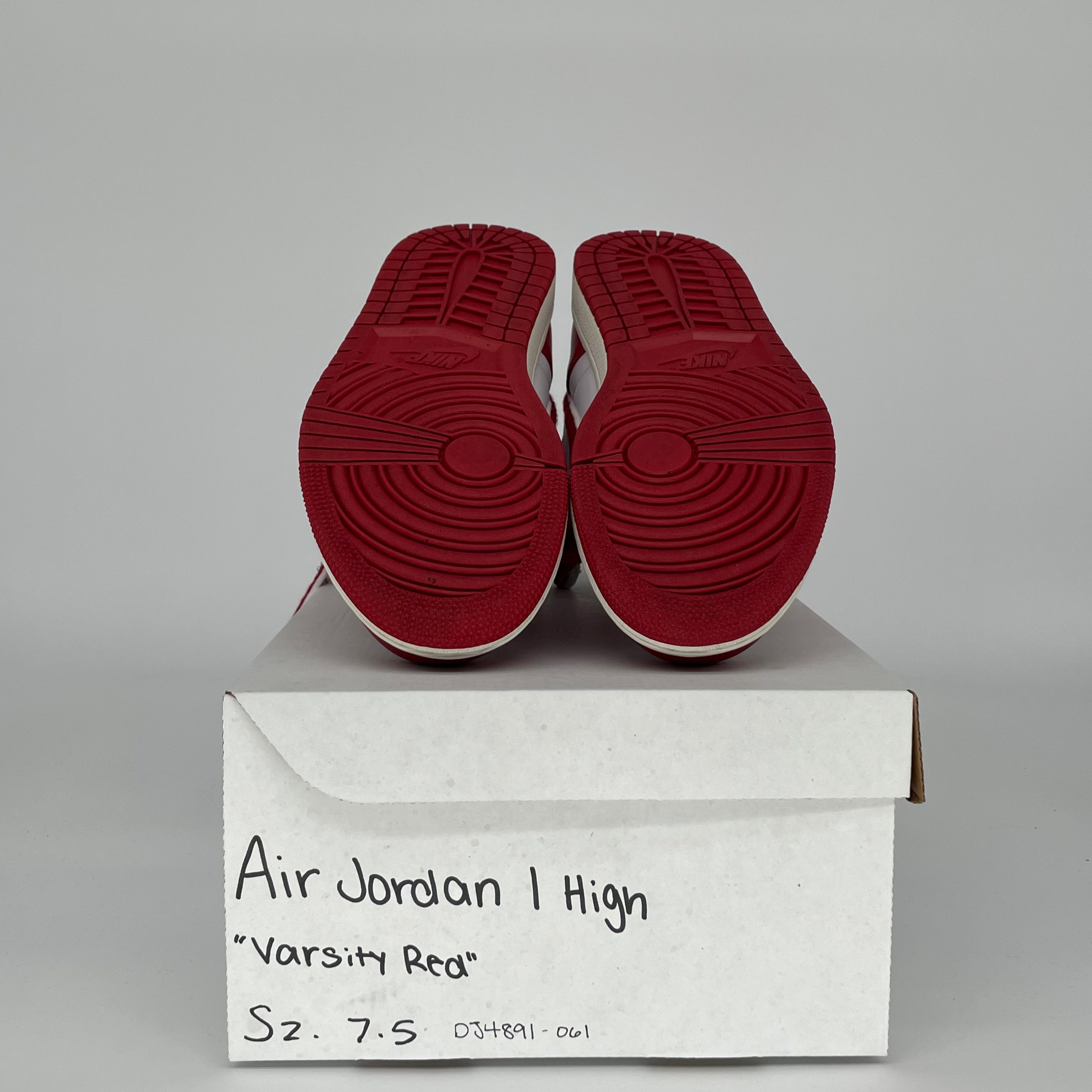 AIR JORDAN 1 Retro High OG Varsity Red Women's Size 7.5/9W - DJ4891-061 | Classic Basketball Sneakers for Streetwear & Casual Outfits