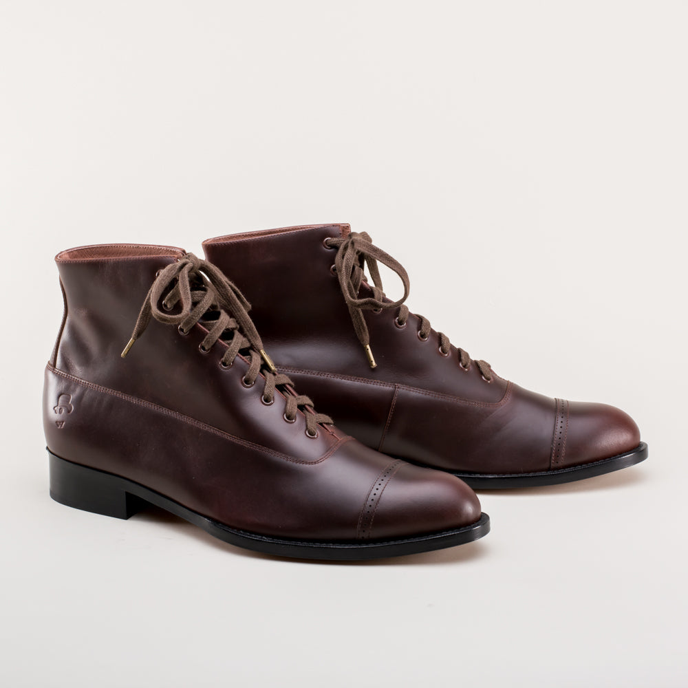 Vintage Men's Lace Up Boots in Cordovan Leather - Classic Retro Style for Outdoor Hiking & Casual Wear