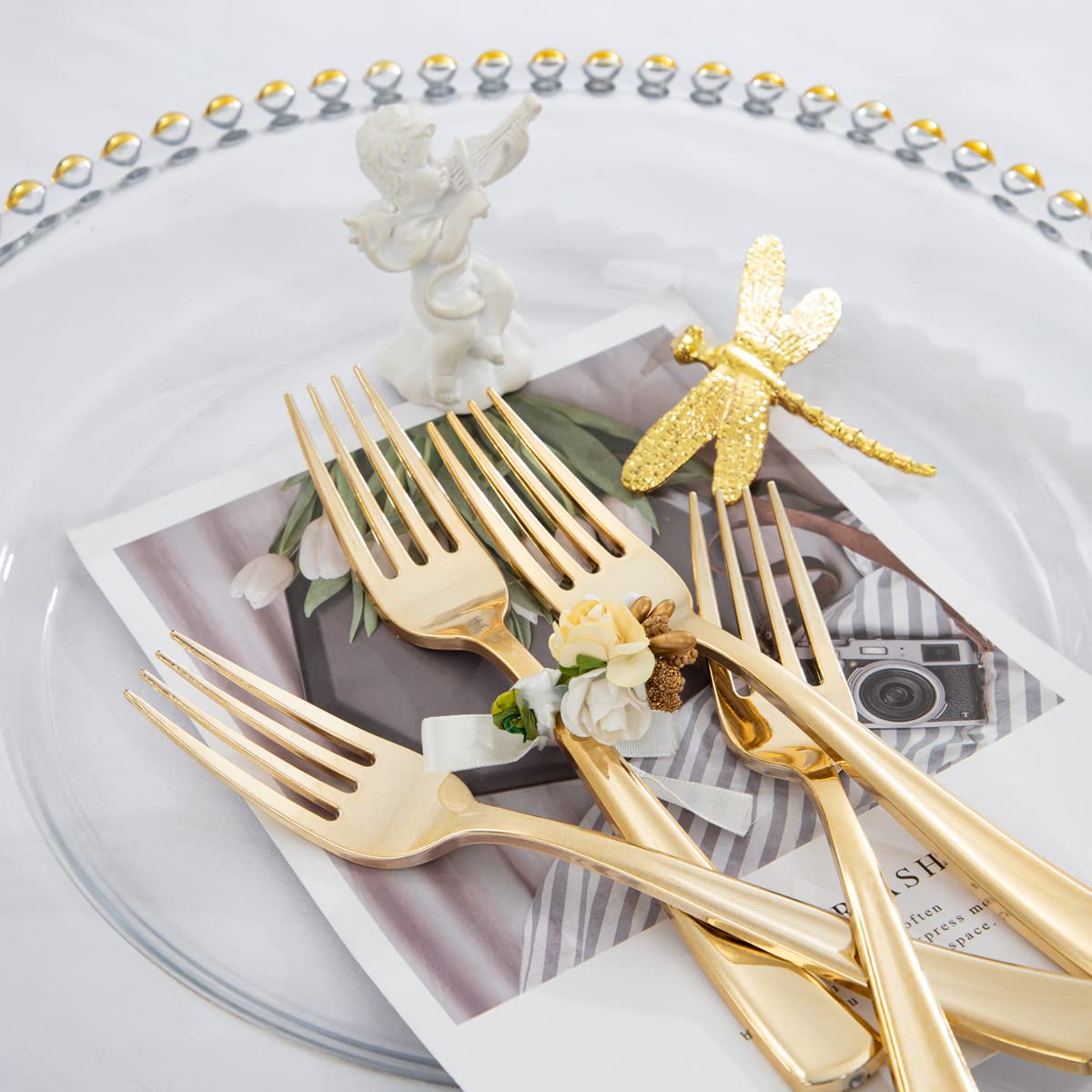 YOUBET 300-Pack Gold Plastic Forks - 7.4 Inch Heavy Duty Disposable Cutlery - Elegant Gold Silverware for Parties, Weddings, Christmas & Special Events - Perfect for Catering, Picnics & Home Entertaining