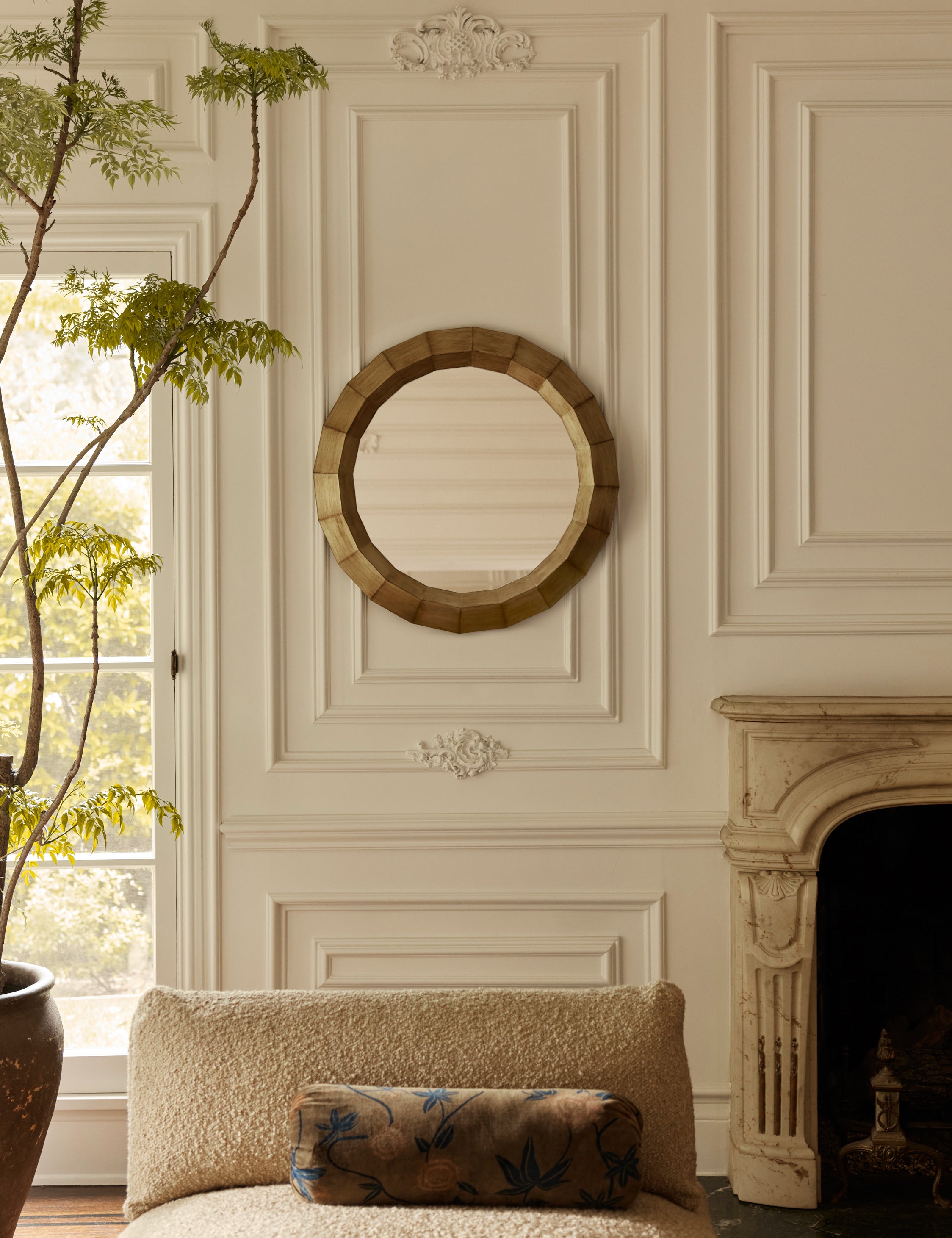 Copeland Round Mirror - 24 Inch Modern Wall Mirror for Bathroom, Bedroom & Living Room Decor - Stylish Home Accent for Vanity & Entryway