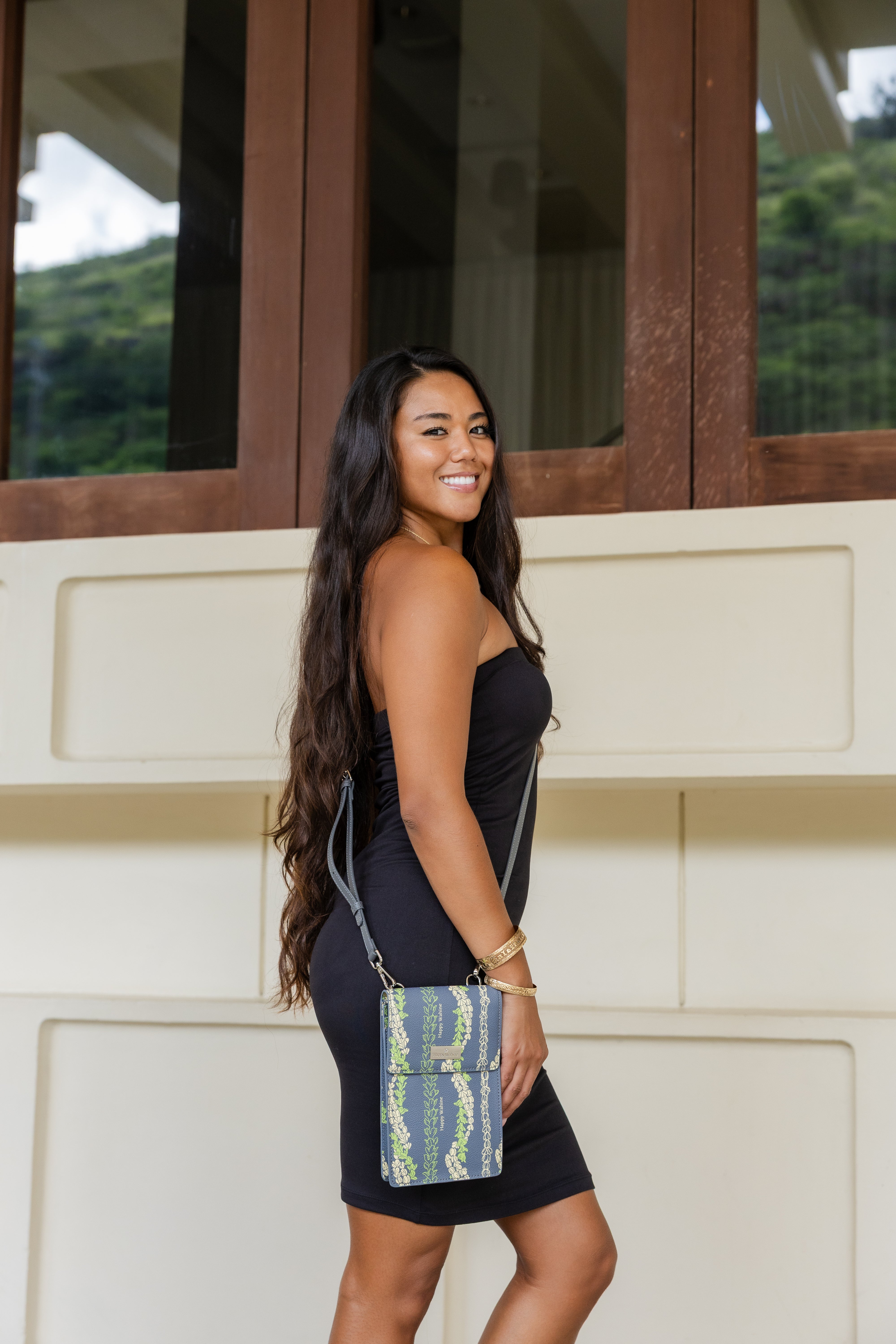 Anna Pakalna Crossbody Bag in Grey - Stylish & Lightweight Shoulder Bag for Women, Perfect for Travel, Shopping, and Everyday Use