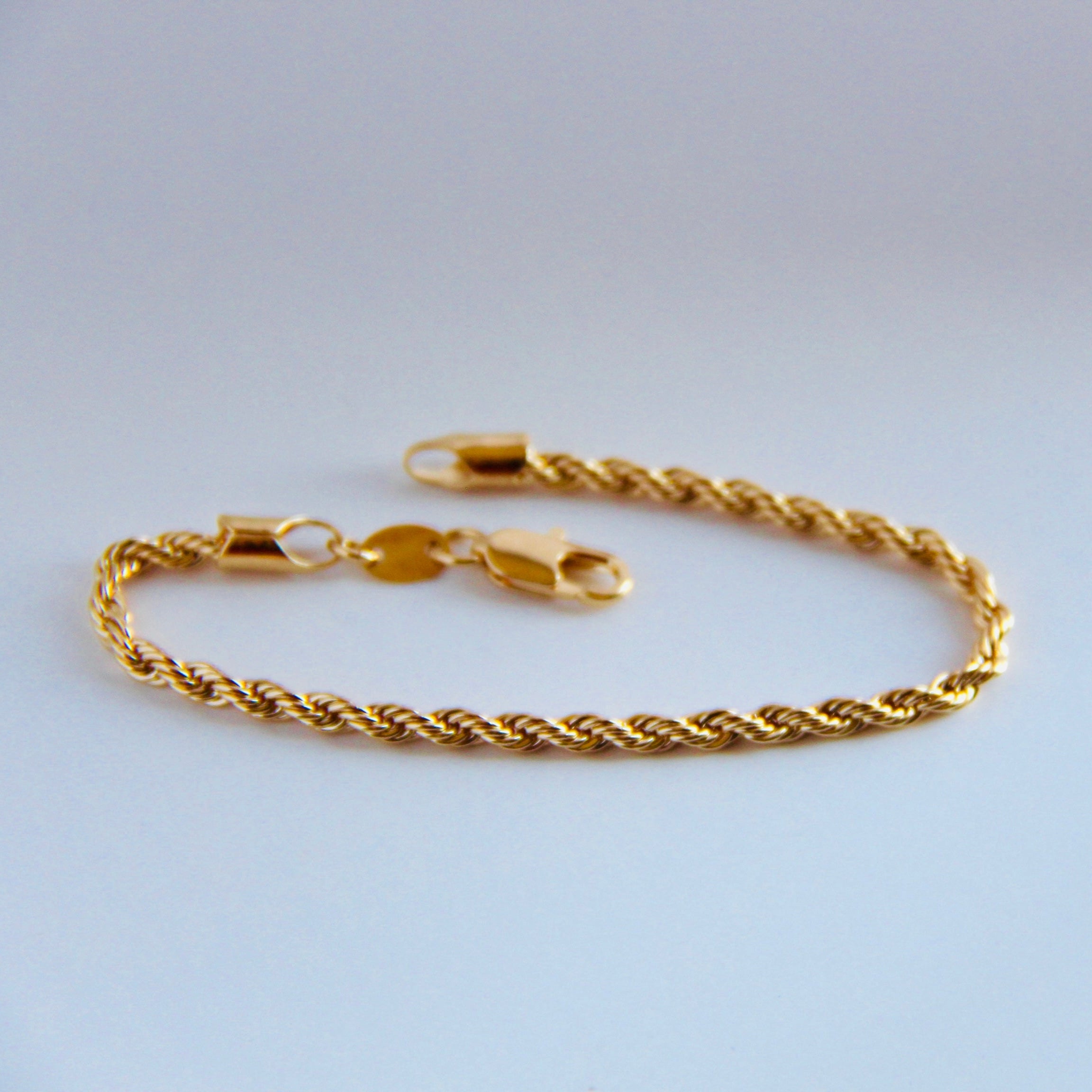 Handmade Rope Bracelet for Men & Women - Adjustable Natural Fiber Wristband - Perfect for Outdoor Activities, Yoga, and Casual Wear