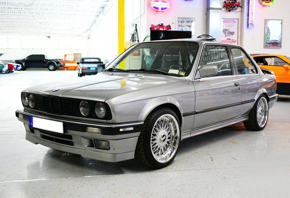 Euro M Tech Style Bumper Side Marker Lamp Housings for BMW E30 3 Series & E34 5 Series - Replacement Car Accessories for Enhanced Visibility and Style