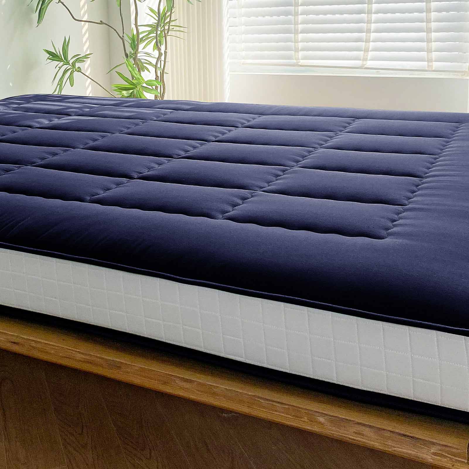 MAXYOYO 6 Extra Thick Japanese Futon Mattress - Rectangle Quilted Floor Bed for Family & Guests, Navy Blue - Perfect for Small Spaces, Guest Rooms & Minimalist Home Decor