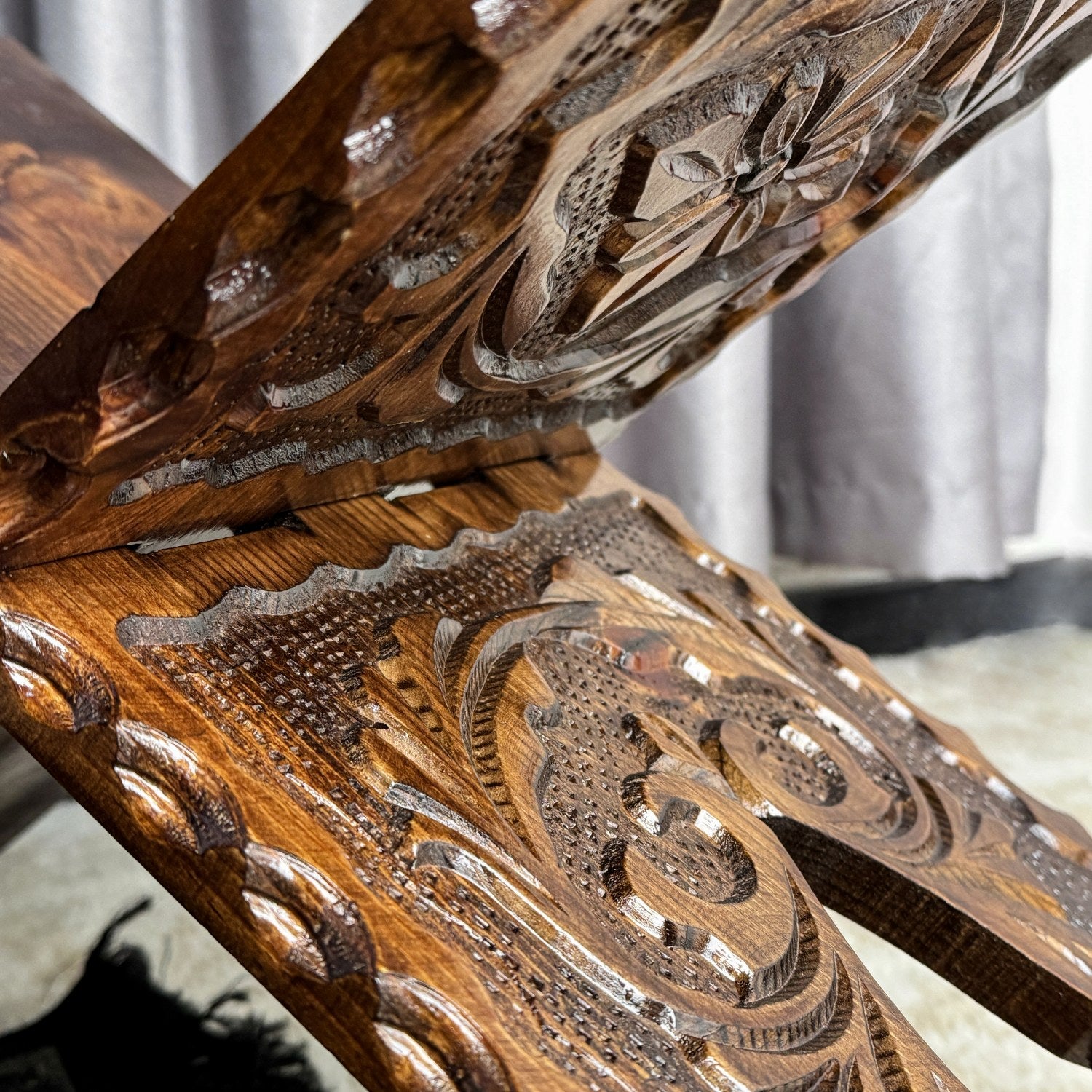 Hand Carved Wooden Quran Stand - Islamic Prayer Book Holder & Rehal - Perfect for Home, Mosque, and Gift Giving