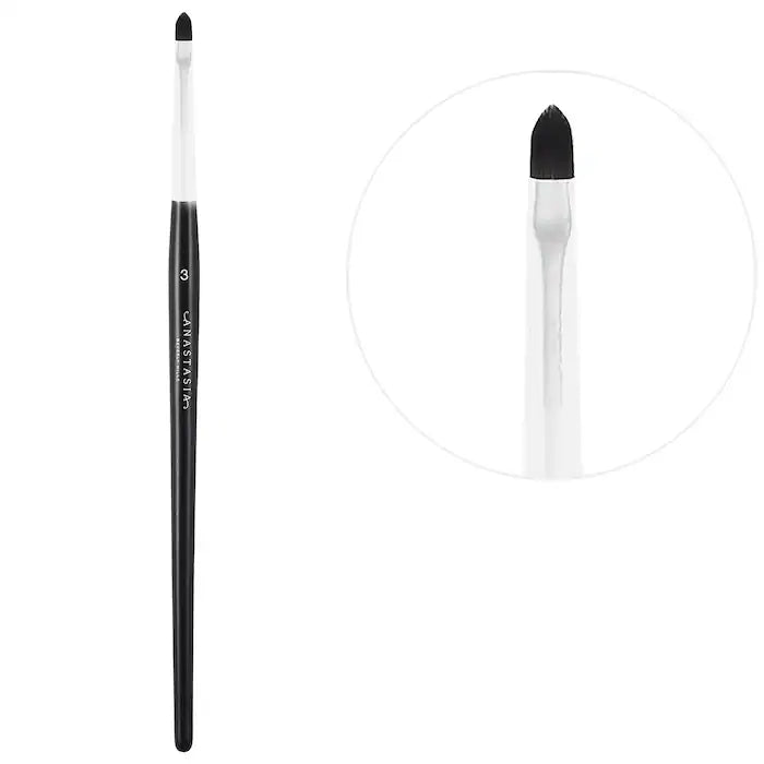 Anastasia Beverly Hills Eyebrow Brush 3 - Ultra Fine Liner & Defining Brush for Perfect Brows - Ideal for Microblading, Eyebrow Shaping & Makeup Application