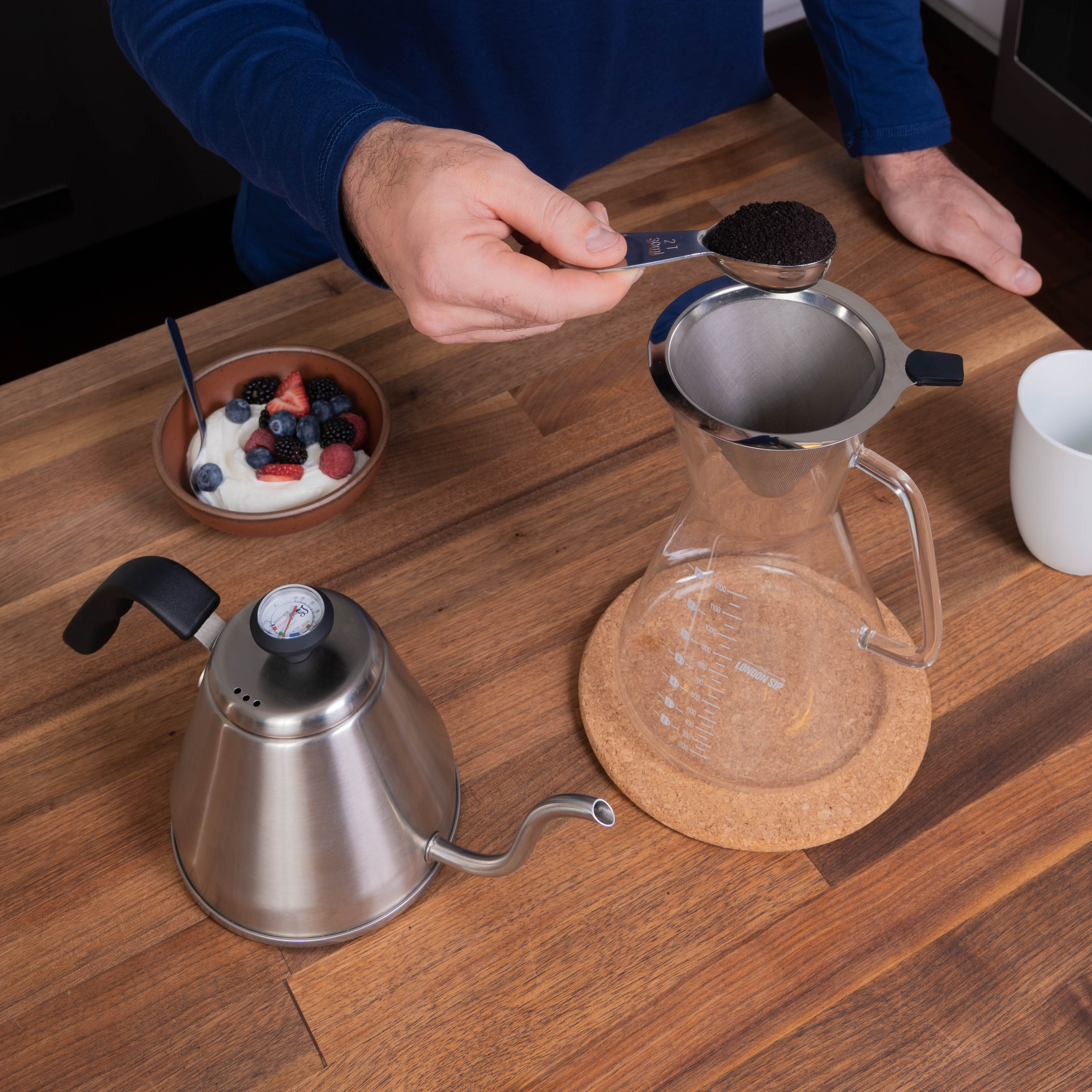 Premium Stainless Steel Gooseneck Kettle - Perfect for Pour Over Coffee, Tea Brewing & Home Kitchen Use