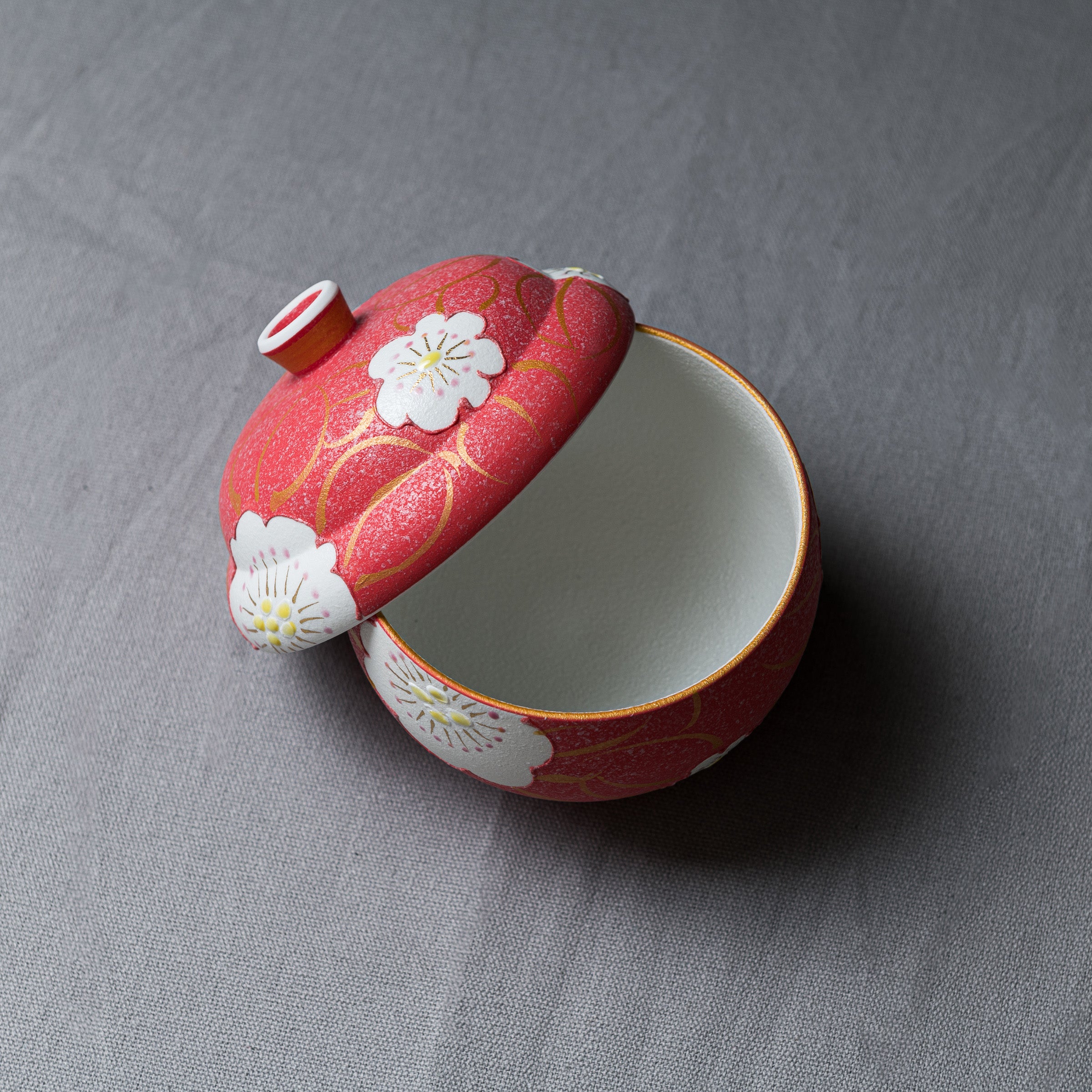 Bell-Shaped Chawanmushi Bowl - Traditional Japanese Steamed Egg Custard Dish for Home Dining & Tea Ceremony | Perfect for Authentic Japanese Cuisine & Gift Giving