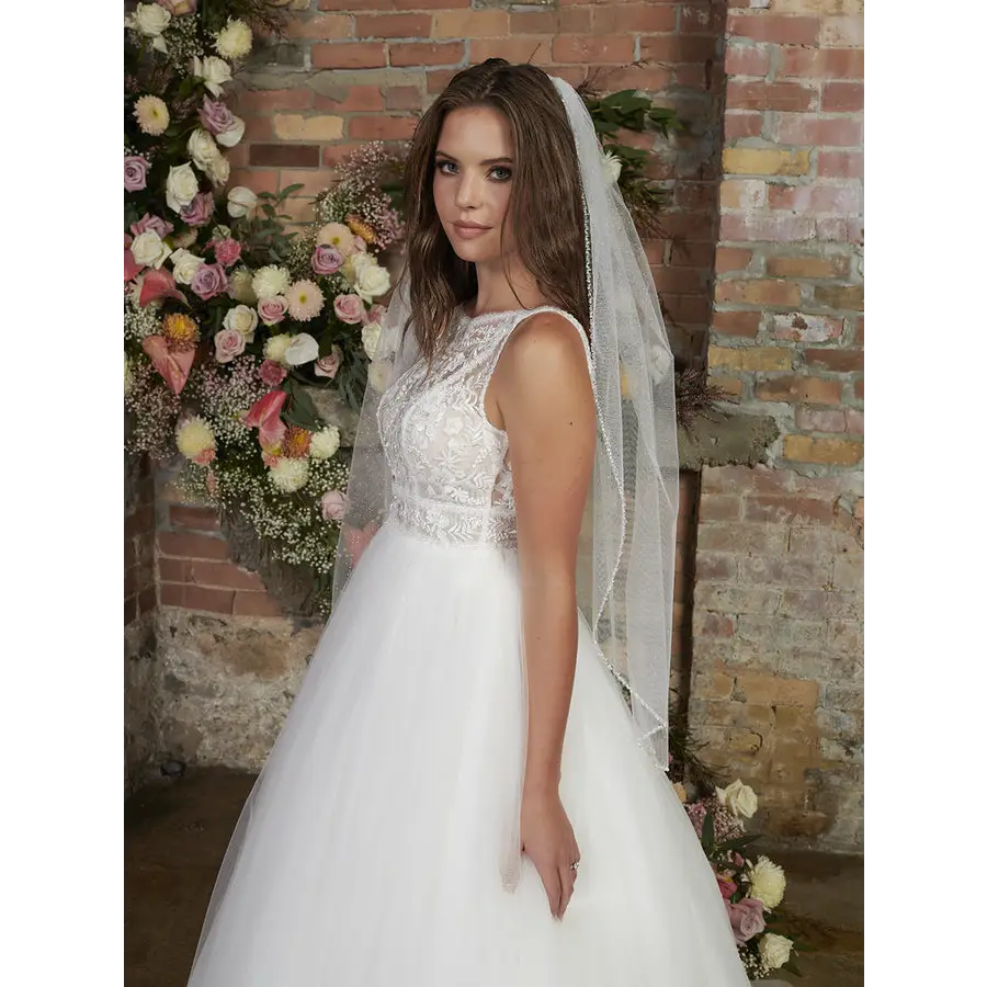 Bridal Veil V2299SF - Elegant Wedding Veil for Brides | Perfect for Church Ceremonies, Outdoor Weddings & Photography