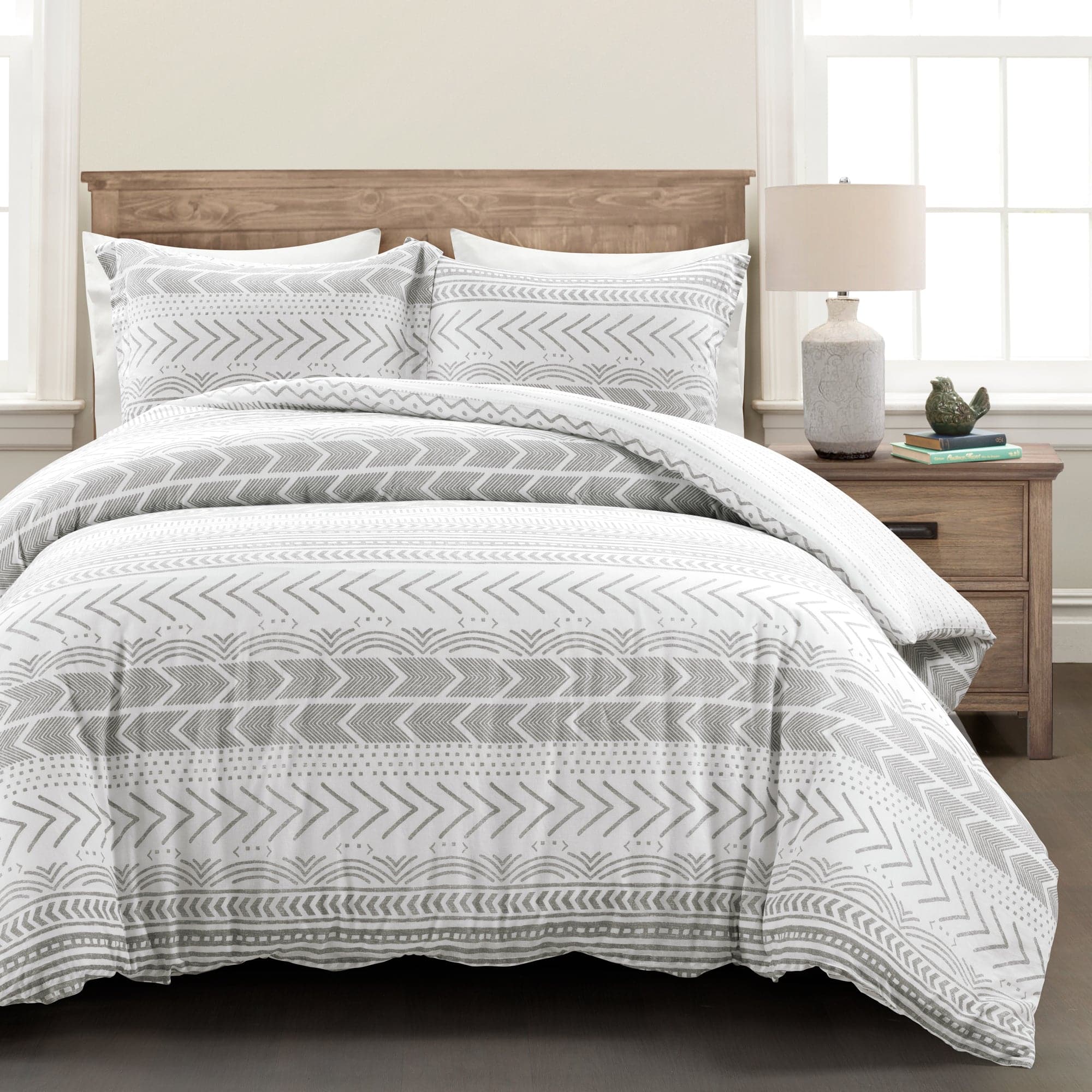 Hygge Geo Reversible Cotton Duvet Cover 3 Piece Set - Soft & Breathable Bedding Set for All Seasons - Perfect for Master Bedroom, Guest Room & Dorm Decor