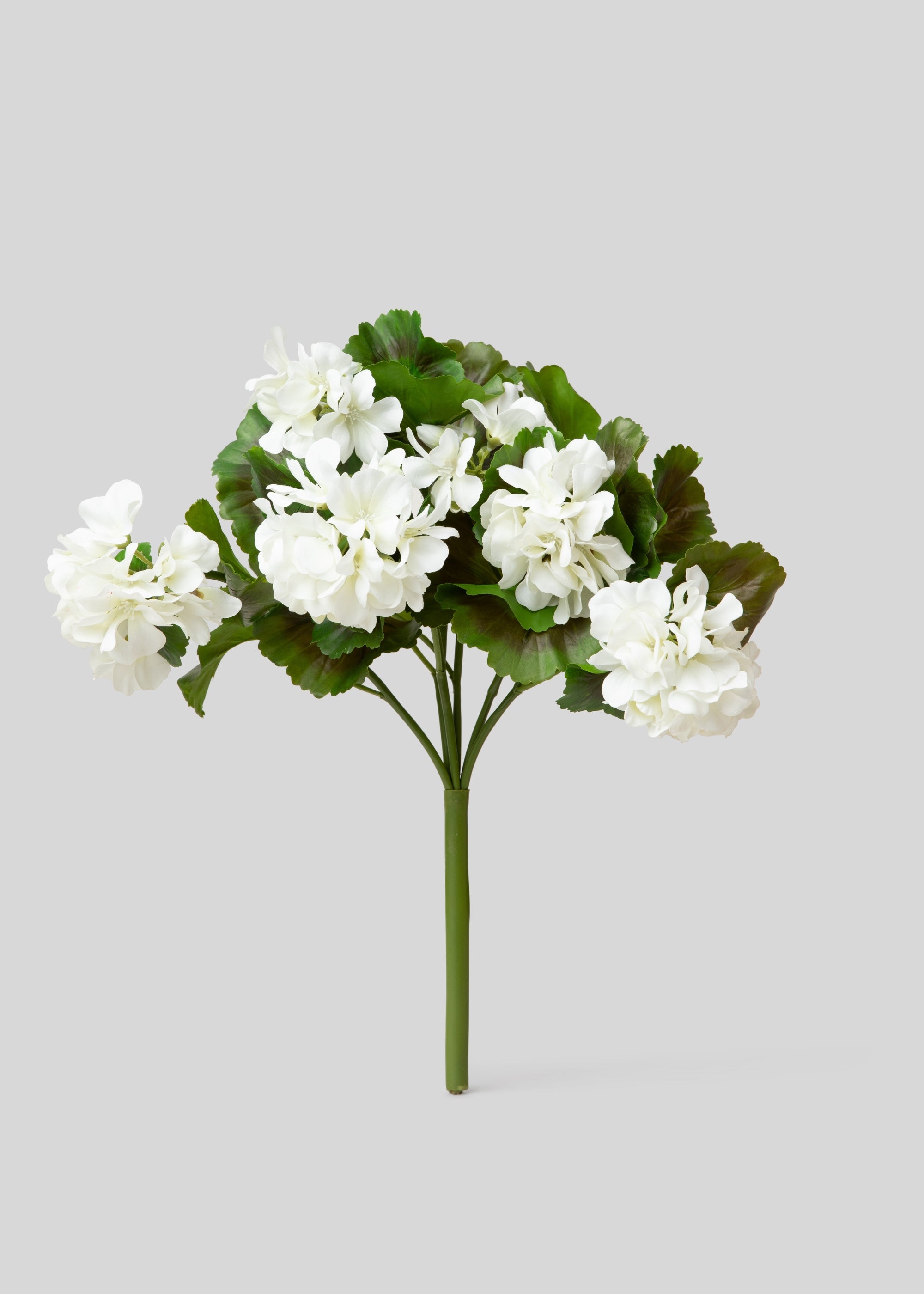 UV-Resistant White Geranium Bush - Natural Touch for Indoor & Outdoor Decor - Perfect for Gardens, Patios, and Home Landscaping