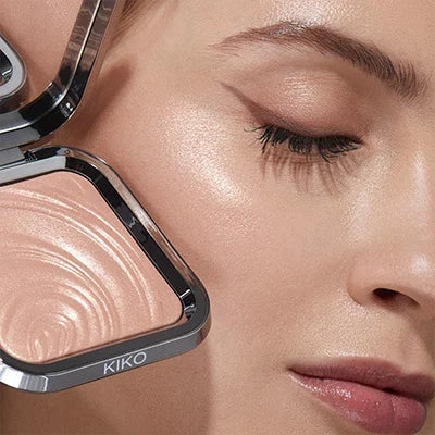 KIKO Glow Fusion Intense Powder Highlighter - Shimmering & Long-Lasting for Face & Body - Perfect for Makeup, Contouring & Special Occasions