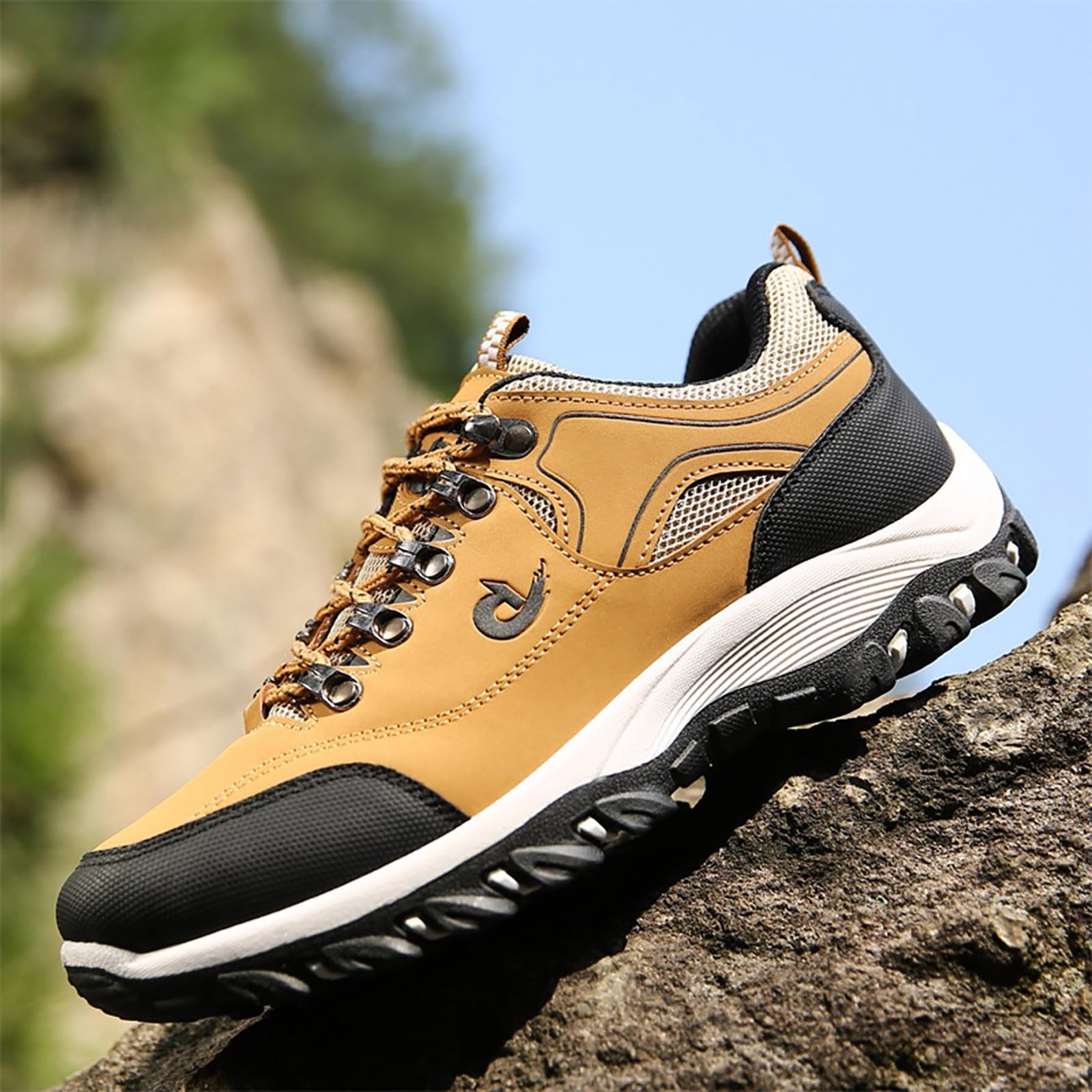 **Men's Waterproof Lightweight Hiking & Trekking Shoes - Durable Outdoor Running & Tennis Shoes for Fitness, Trail Walking & Adventure**