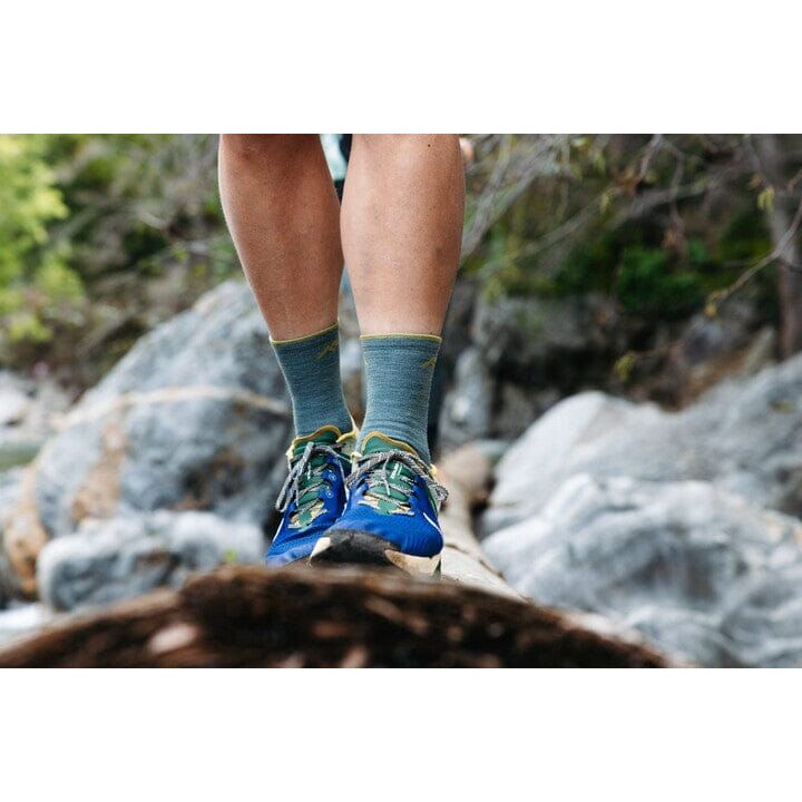 Darn Tough Light Hiker Micro Crew Lightweight Hiking Socks for Men - Moisture-Wicking & Cushioned for All-Day Comfort on Trails, Camping, and Outdoor Adventures