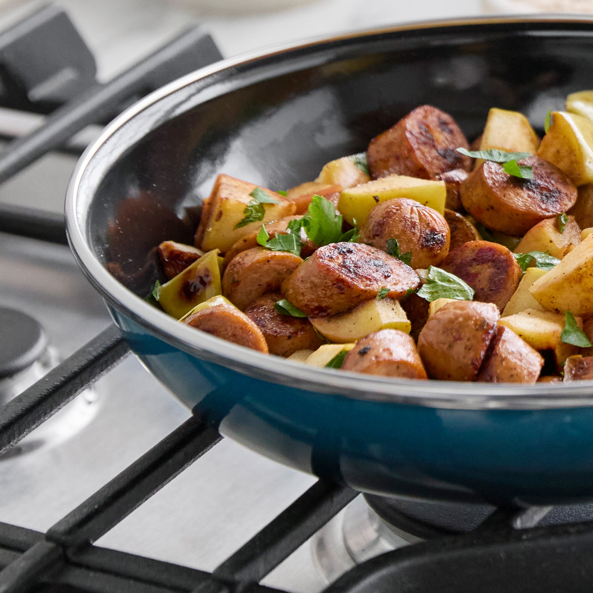 Merten & Storck 9.5-Inch Steel Core Enameled Fry Pan - Nonstick Skillet with Even Heat Distribution, Aegean Teal - Perfect for Sautéing, Frying & Cooking Eggs