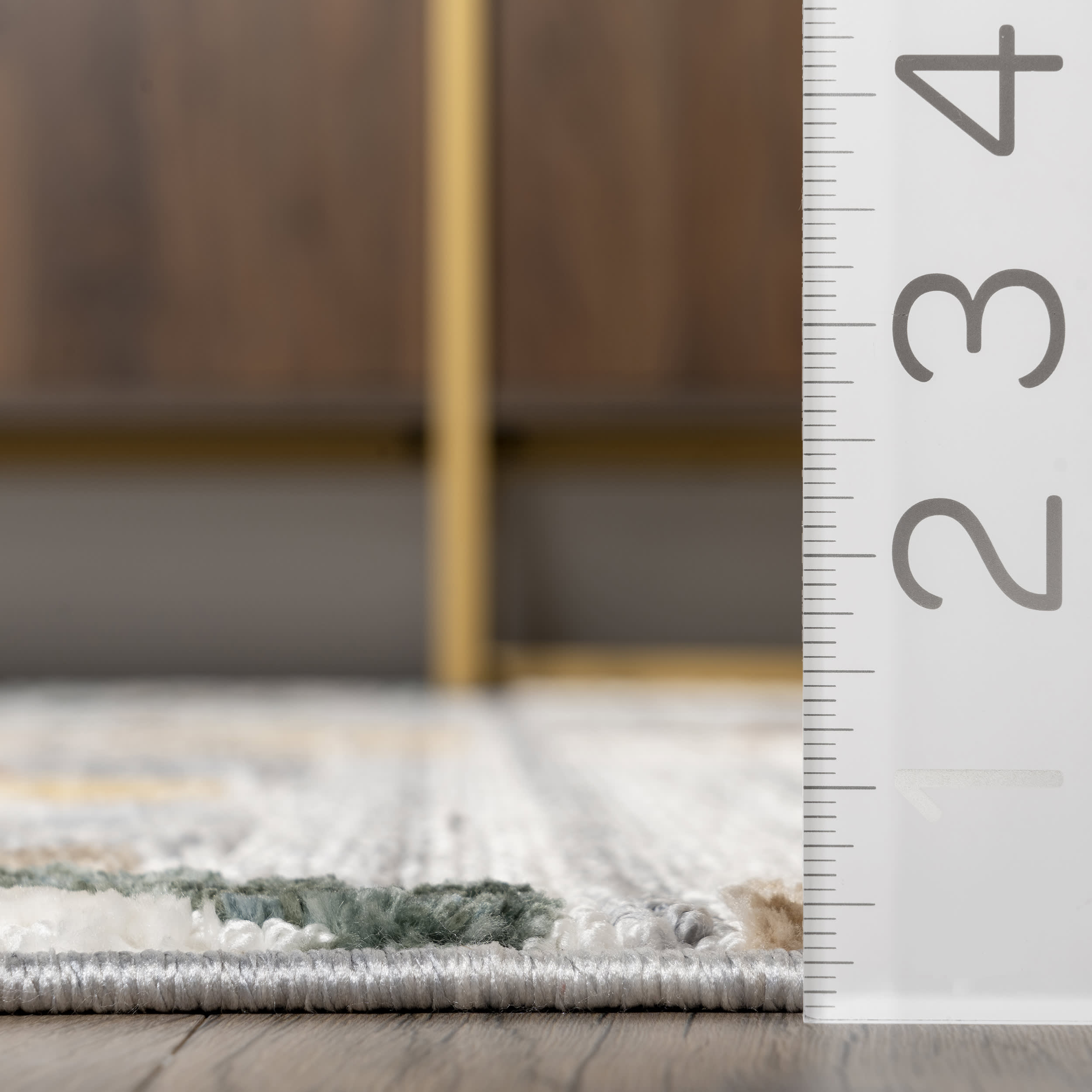 Cadie Iridescent Links Rug | Light Grey Shaggy Area Rug for Living Room, Bedroom & Nursery | Soft & Stylish Home Decor