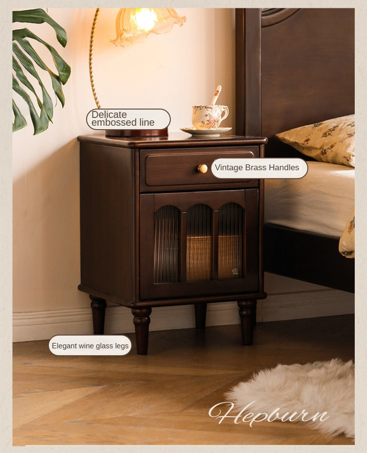 Solid Wood Poplar Nightstand - American Retro Style Bedside Table for Bedroom, Living Room & Guest Room