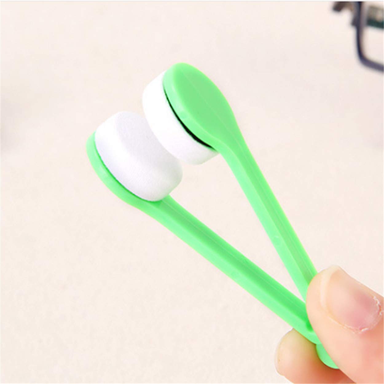 LERORO 12-Pack Microfiber Glasses Cleaner Kit with Soft Brush - for Eyeglasses & Sunglasses Care (Random Colors)