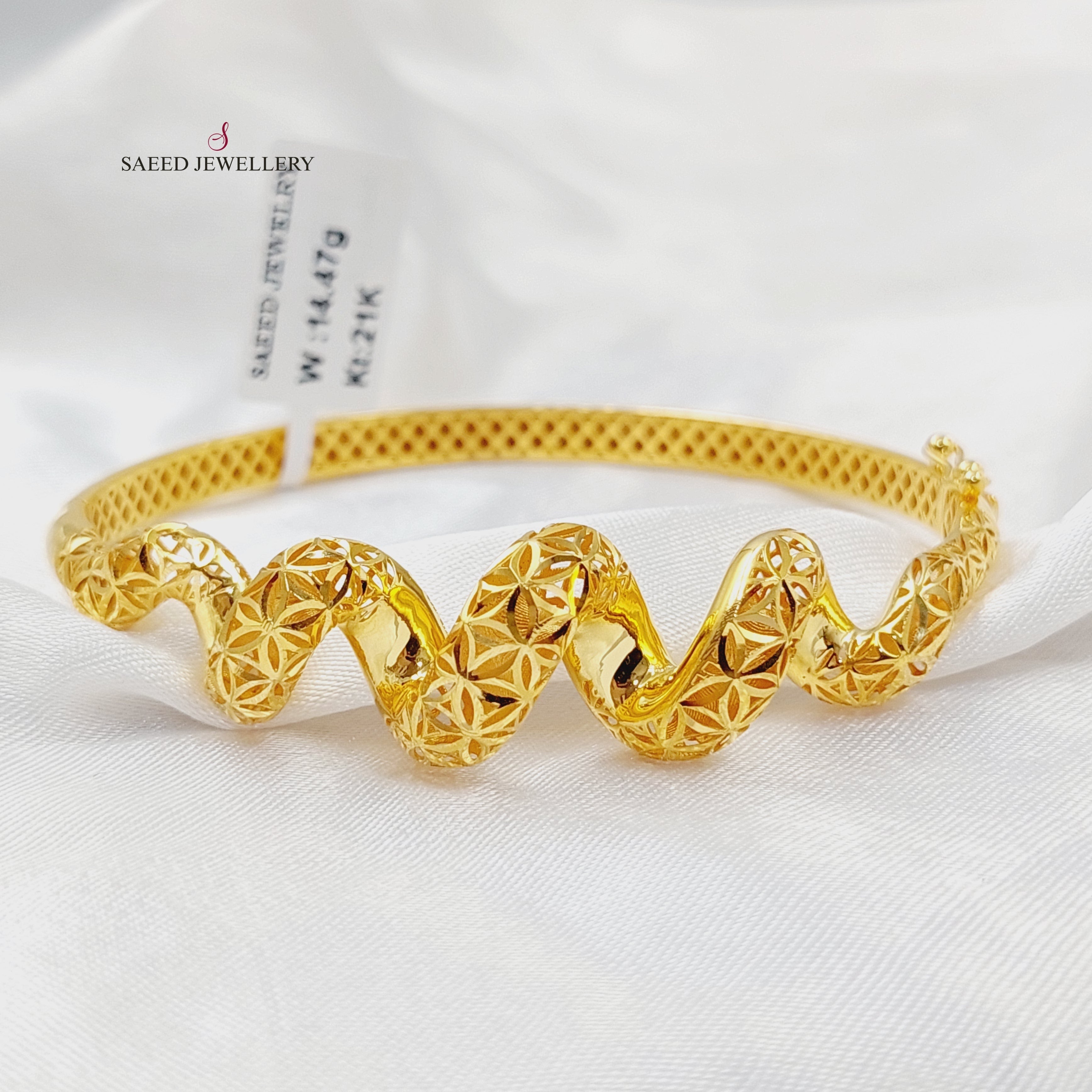 Exquisite Snake Bangle Bracelet for Women - Fashion Jewelry for Parties, Dating & Special Occasions
