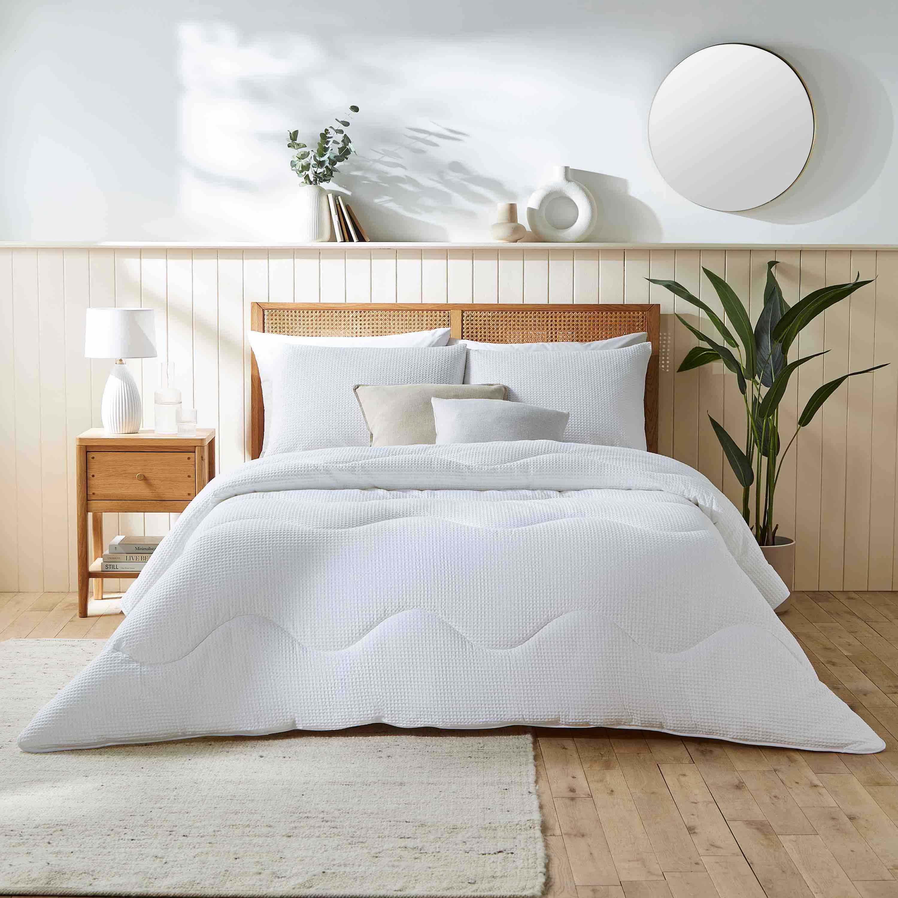 Night Lark Cotton Waffle Coverless Duvet - Breathable All-Season White Comforter for Bedroom, Guest Room & Dorm | Soft & Lightweight Bedding Set