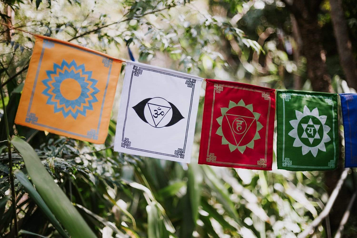 7 Chakra Energy Prayer Flags - Spiritual Healing & Meditation Decor for Home, Yoga Studio & Outdoor Space