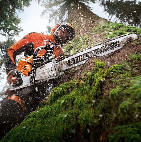 STIHL MS500i Professional Gas Chainsaw - 79.2cc High-Performance Chainsaw for Heavy-Duty Tree Cutting, Logging & Firewood - Ideal for Forestry, Landscaping & Emergency Storm Cleanup