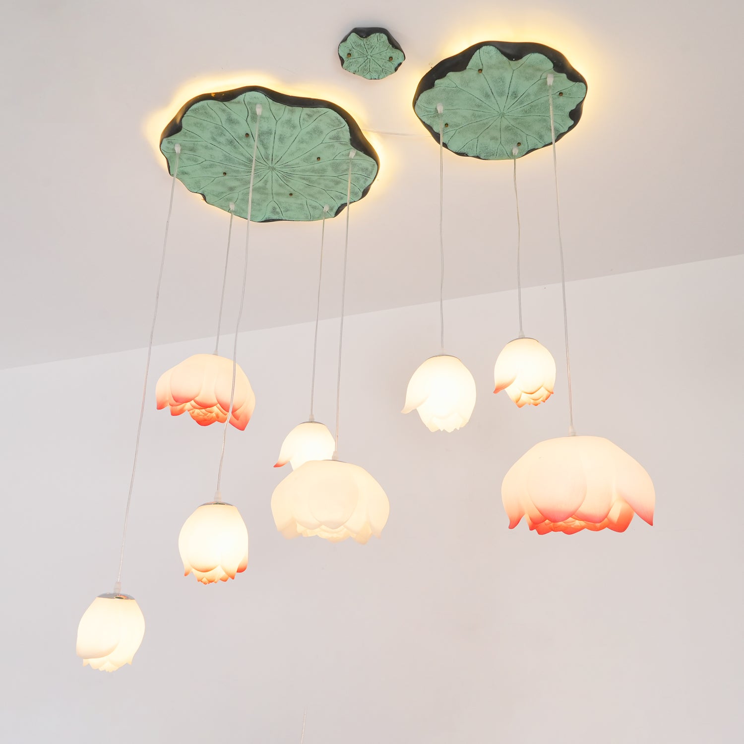 Elegant Lotus Flower Chandelier Lighting Fixture - Modern Crystal Ceiling Light for Living Room, Bedroom, Dining Room & Wedding Decor