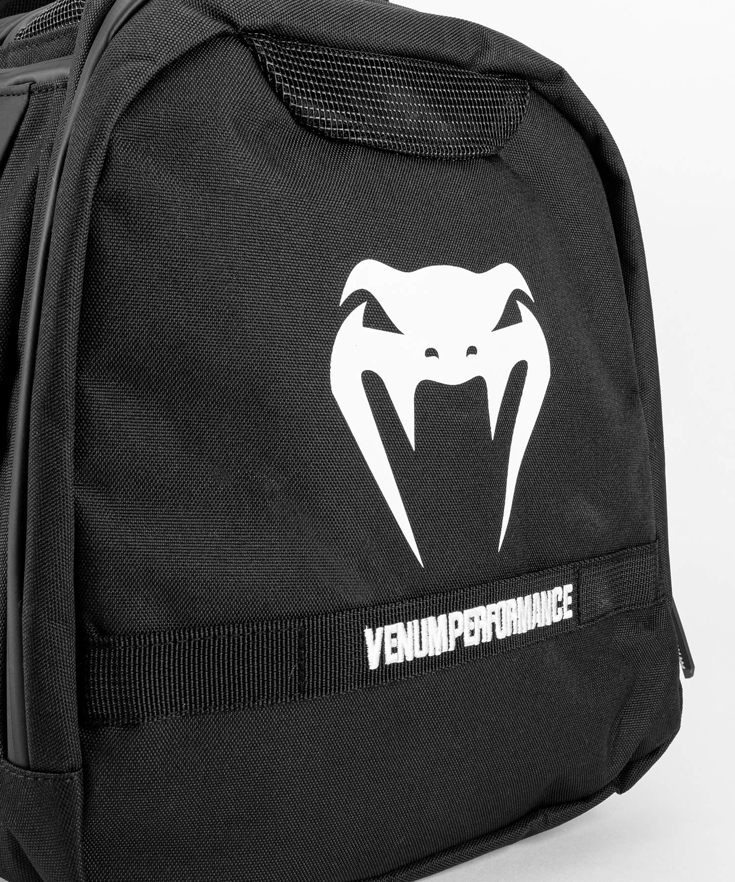 VENUM Trainer Lite Evo Sports Bag - Durable MMA & Boxing Gym Bag for Training, Travel & Competition - Perfect for Fighters, Athletes & Fitness Enthusiasts