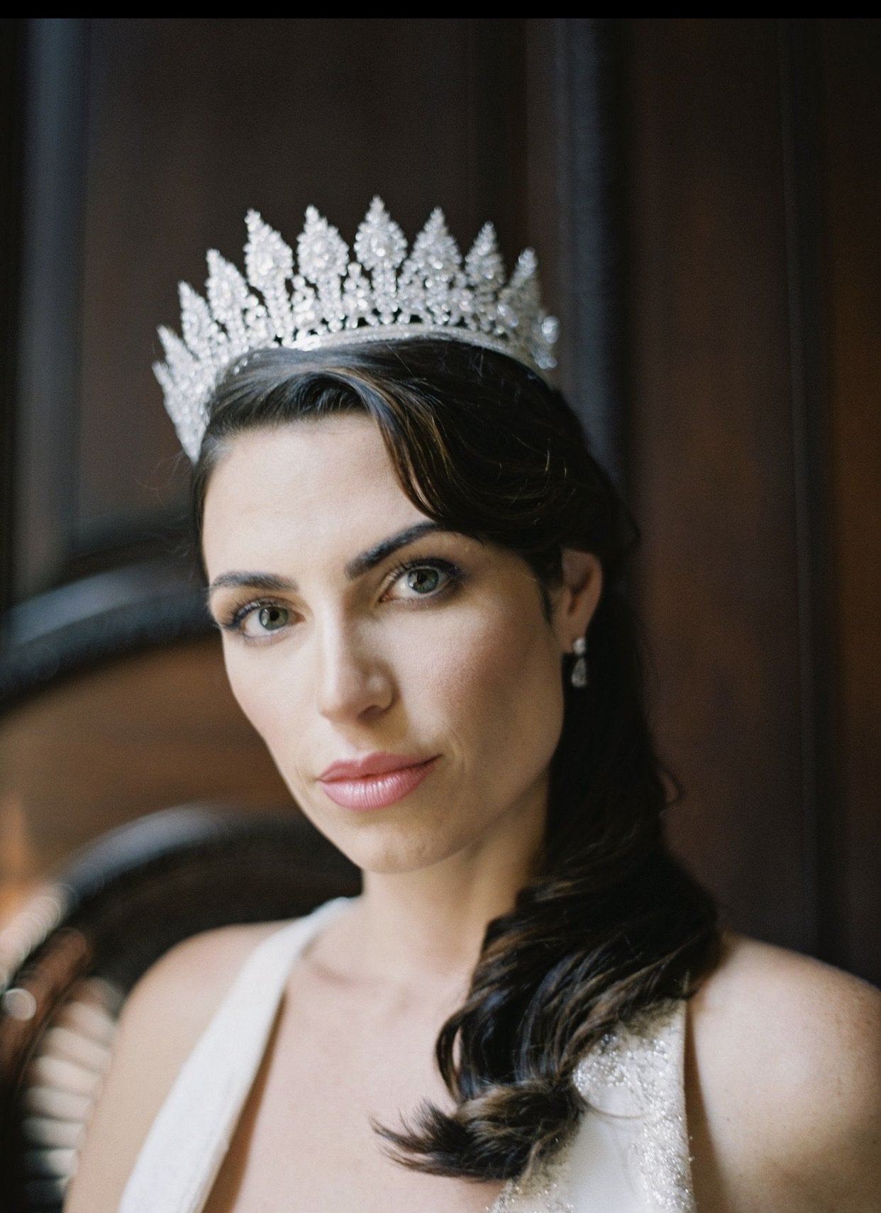 NOELLE Royal Bridal Crown - Elegant Rhinestone Wedding Tiara for Bride, Bridesmaid & Prom | Perfect for Weddings, Quinceañeras, Pageants & Special Occasions