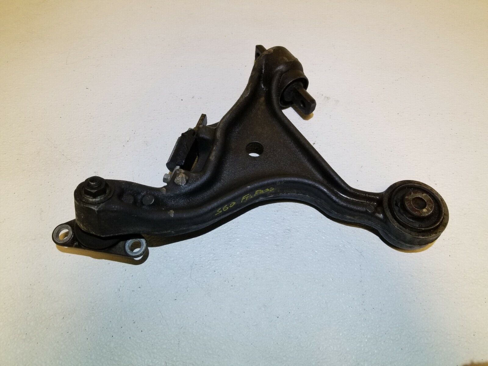 Volvo S60 Front Passenger Side Lower Control Arm 2005-2009 OEM Replacement Part - Perfect for Suspension Repair & Maintenance