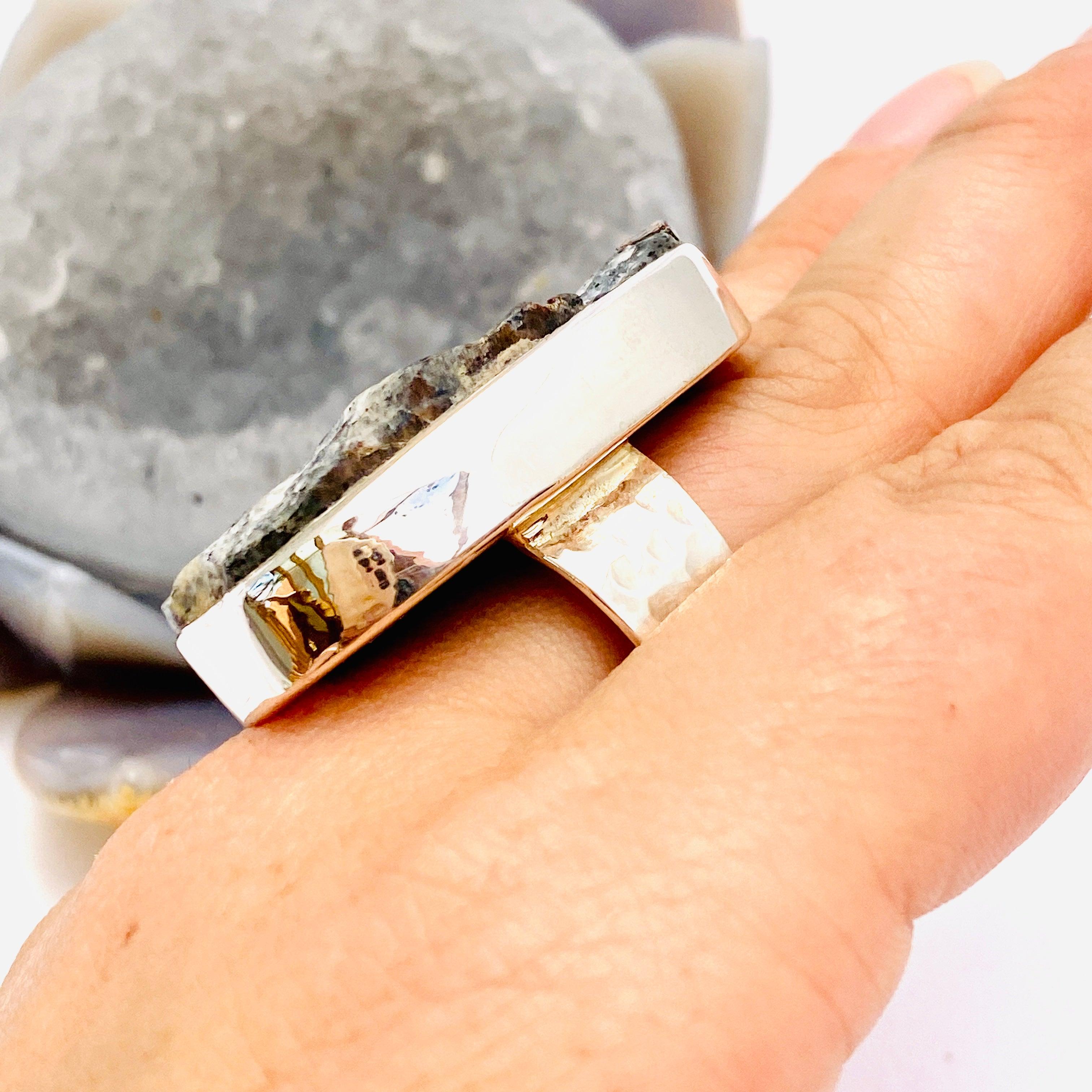 Golden Astrophyllite Oval Ring with Beaten Band - Size 10 - KRGJ1481 - Perfect for Boho Jewelry & Spiritual Healing Gifts