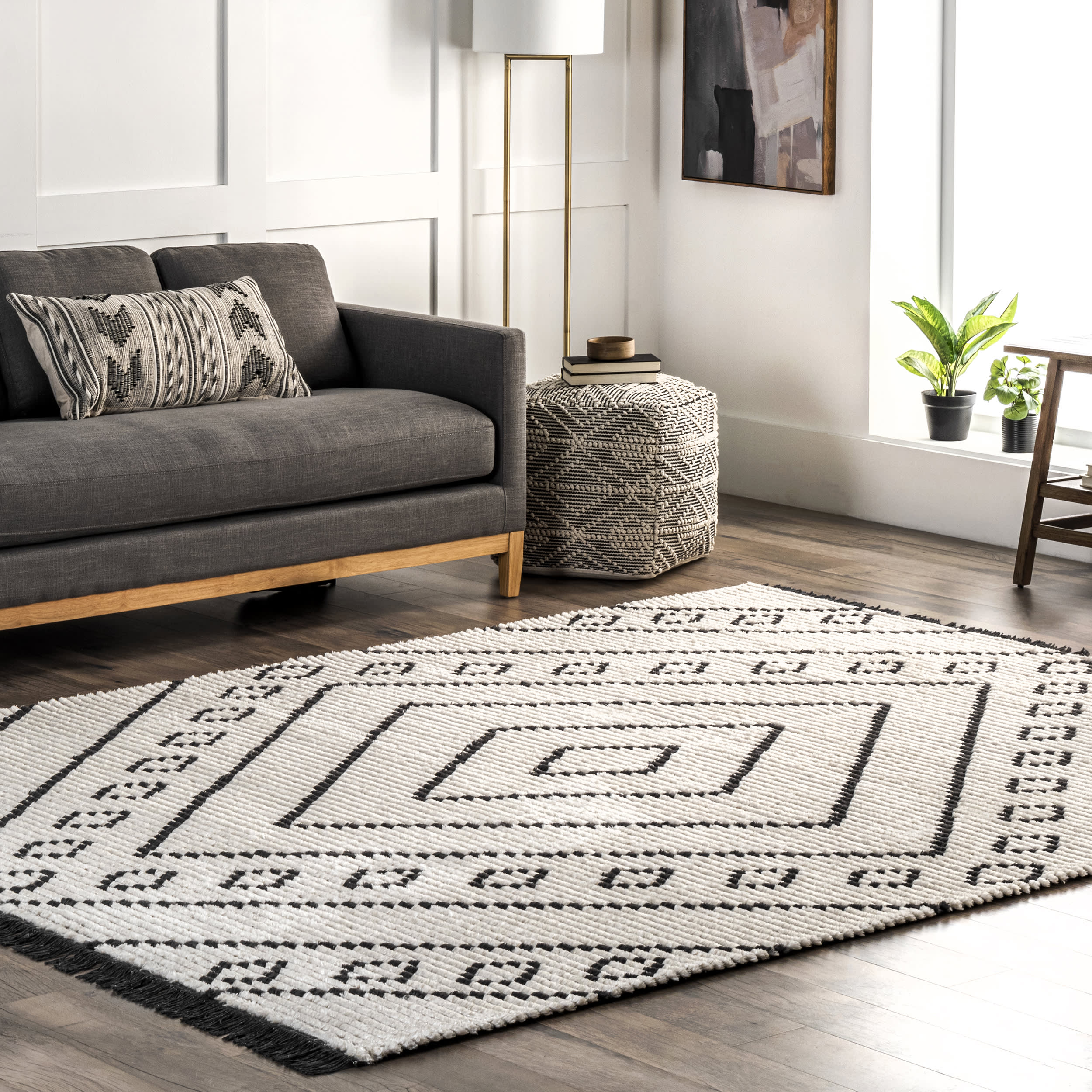 Aviana Diamond Fringed Area Rug - Soft Beige Bohemian Style Living Room Carpet for Bedroom, Dorm & Home Decor