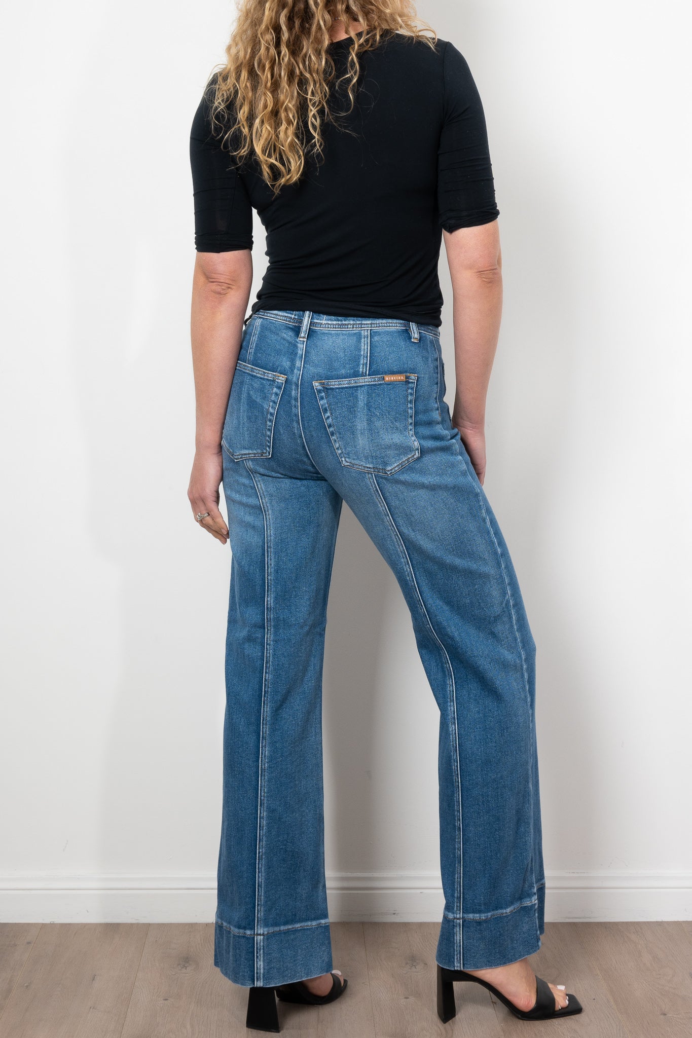 Kireina Farrah Jean Dakota Wash - Premium Women's Jeans for Casual & Chic Style | Perfect for Everyday Wear, Outings & Fashionable Looks