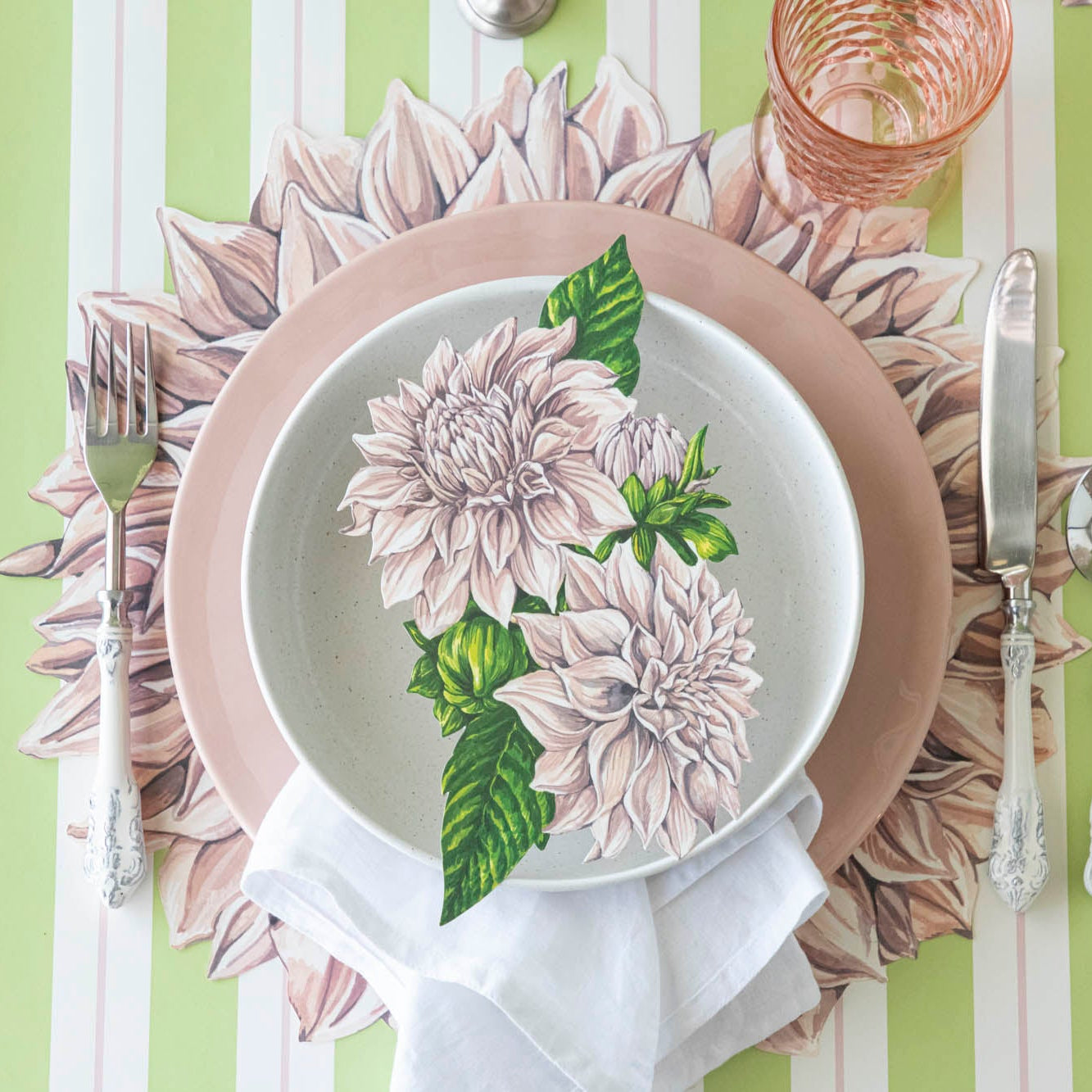 Premium Die-Cut Dahlia Placemats Set of 4 - Elegant Floral Table Mats for Dining, Kitchen, Party Decor - Waterproof & Heat-Resistant for Everyday Use