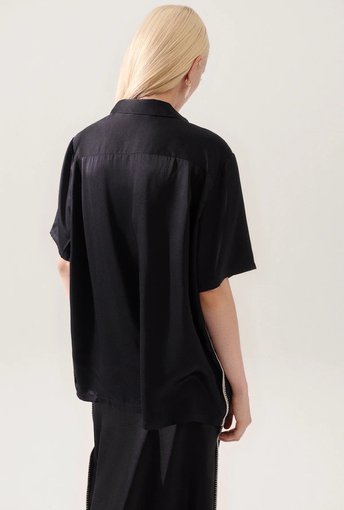 Men's Camp Shirt with Blanket Stitch Detail in Black - Perfect for Casual Outings and Outdoor Adventures