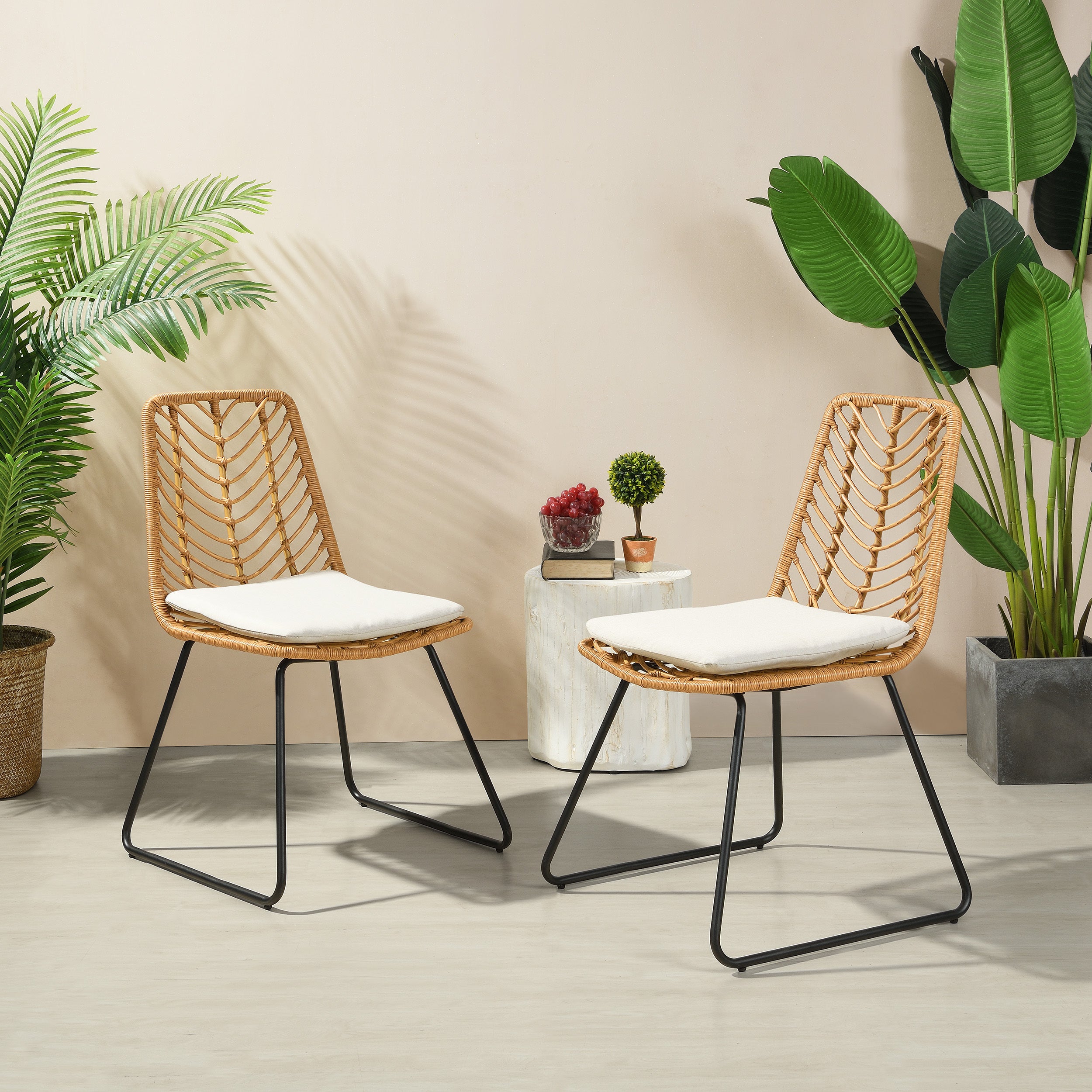 DEJA CHAIR Set of 2 with 2 Cushions - Modern Patio Lounge Chairs for Outdoor, Garden, Poolside & Balcony Relaxation