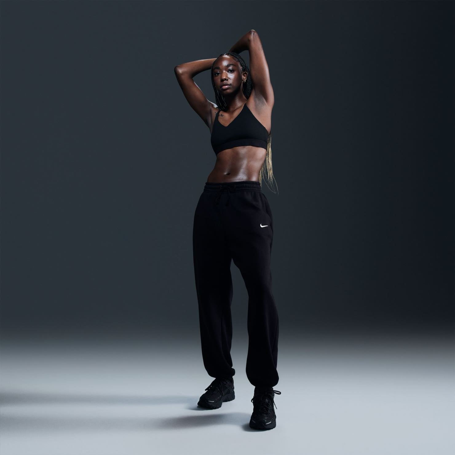 Nike Indy Light Support Sports Bra for Women - High Impact Workout, Running, Gym & Yoga - Comfortable & Breathable Activewear for Fitness & Training
