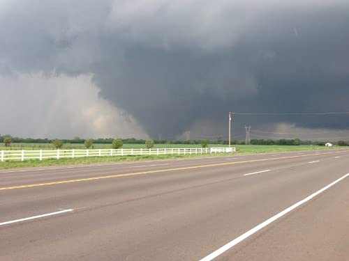 Moore Oklahoma Tornado Touchdown Glossy Poster - High-Quality Photo Print Banner for Wall Decor, Weather Enthusiasts & Disaster History Displays