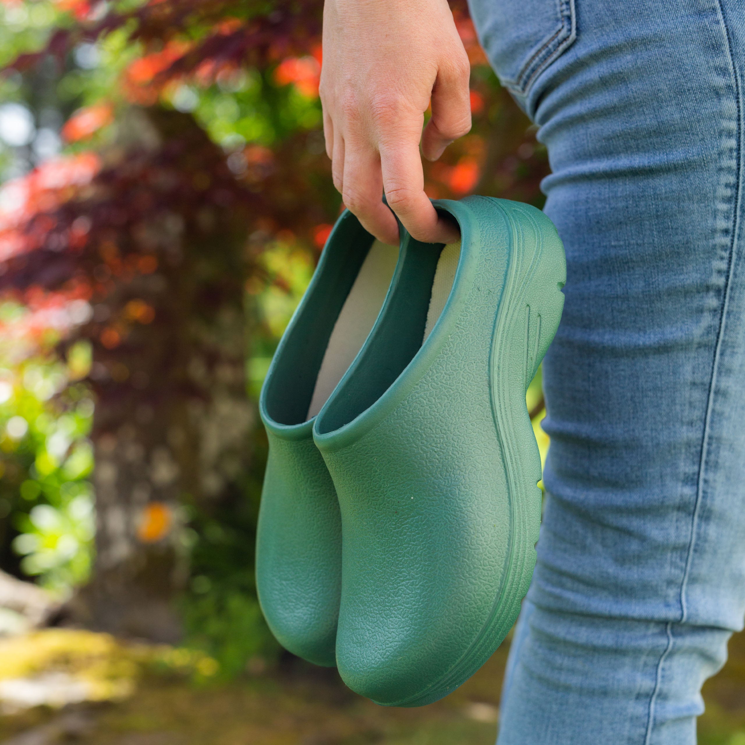 Women's Lorton Garden & Work Clogs - Comfortable Slip-Resistant Shoes for Gardening, Farming & Outdoor Work - Perfect for Yard Work, Landscaping & Wet Conditions