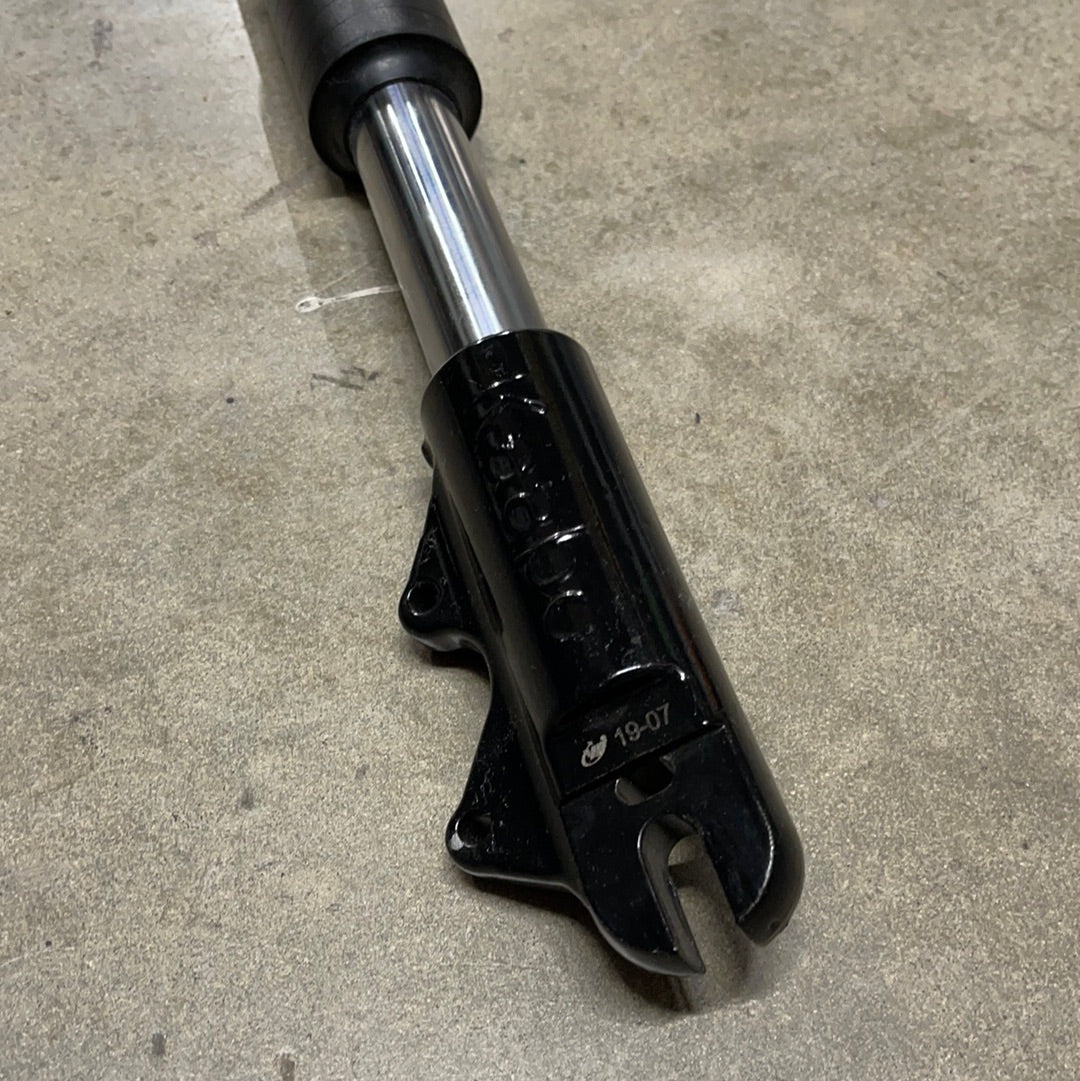 Wolf Front Suspension Hydraulic Tube (Left) - High-Performance Replacement for Off-Road Vehicles & ATVs - Perfect for Rough Terrain & Adventure Riding
