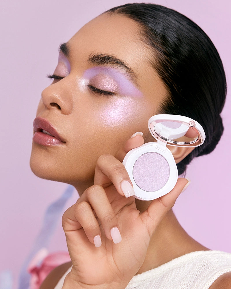 Gentle Waves Aqua Glow Highlighter - Ode to Embroidery Makeup Palette for Face & Body | Perfect for Bridal, Festival & Photoshoot Glow
