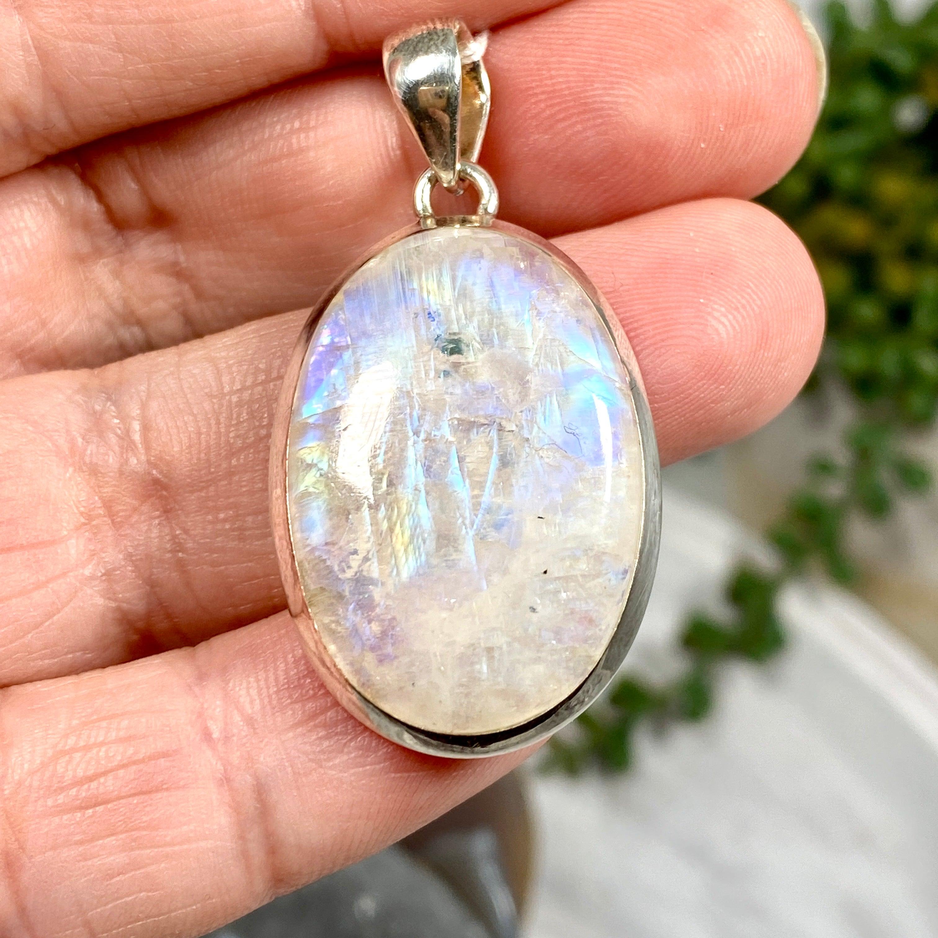Moonstone Oval Pendant Necklace KPGJ2899 - Elegant Gemstone Jewelry for Women, Perfect for Weddings, Parties & Everyday Wear